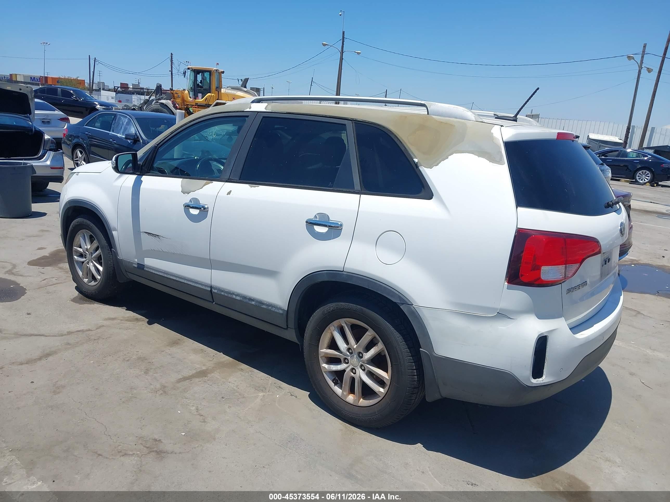 2014 Kia Sorento Lx White vin: 5XYKT4A62EG485527