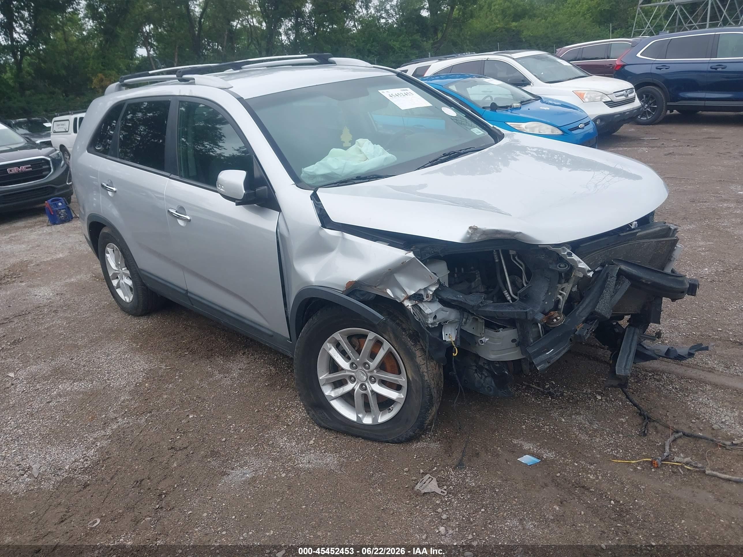 2014 Kia Sorento Lx Серебряный vin: 5XYKT4A62EG492932
