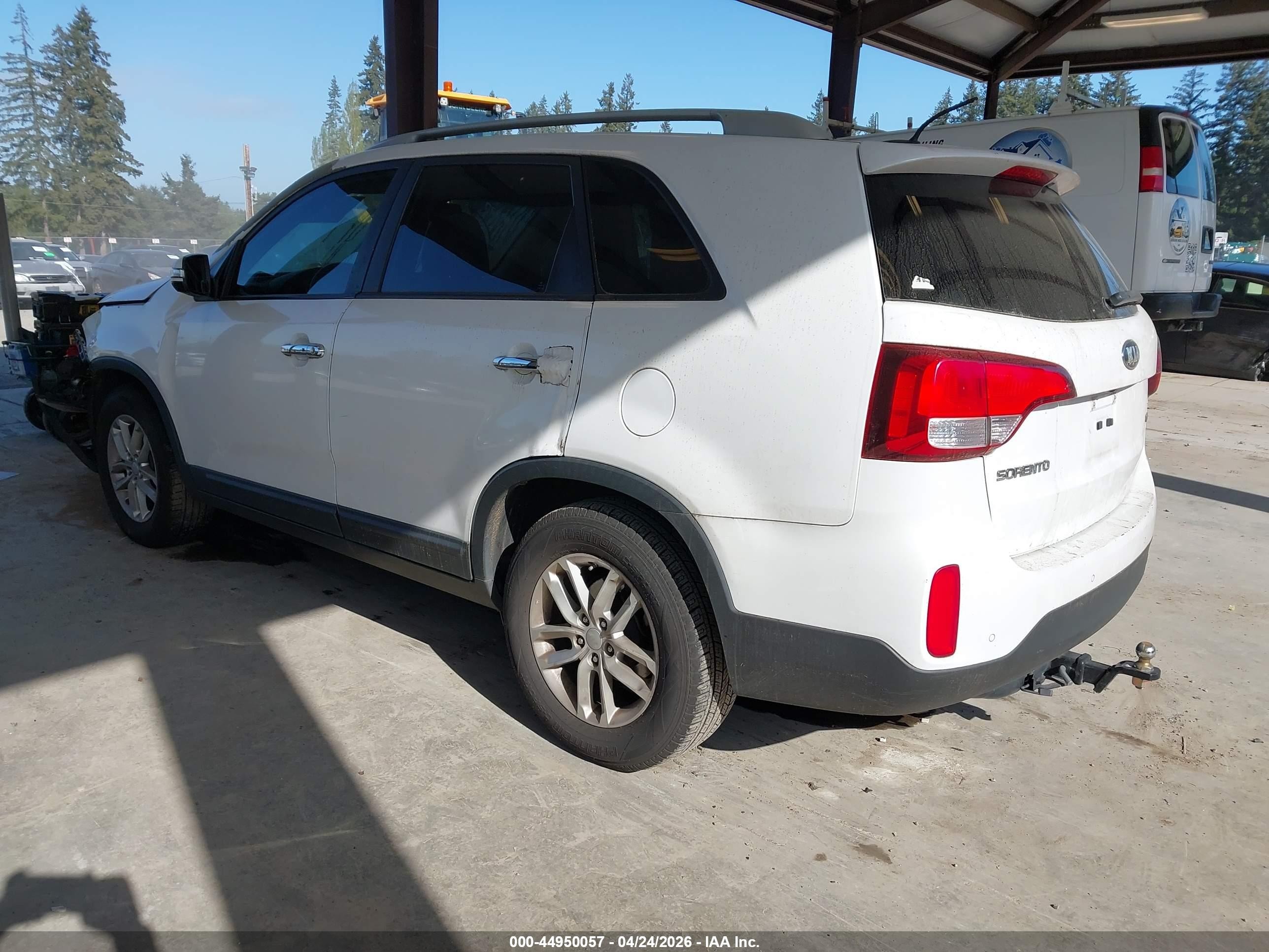 2014 Kia Sorento Lx White vin: 5XYKT4A62EG501693