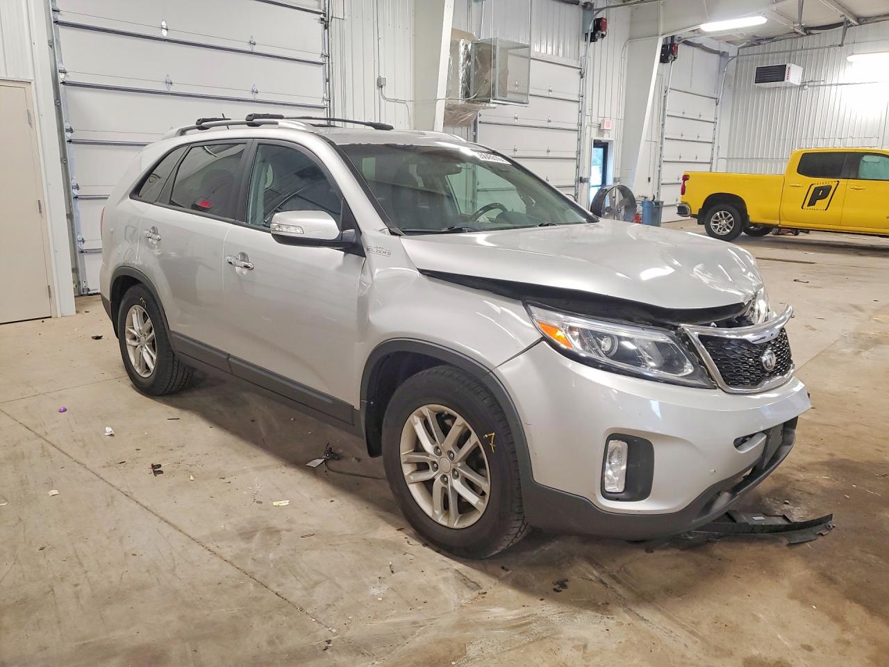 2014 Kia Sorento Lx Серый vin: 5XYKT4A62EG539926