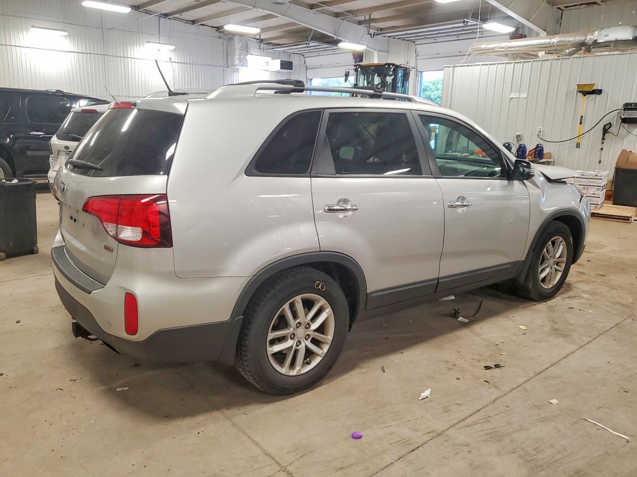 2014 Kia Sorento Lx Серый vin: 5XYKT4A62EG539926