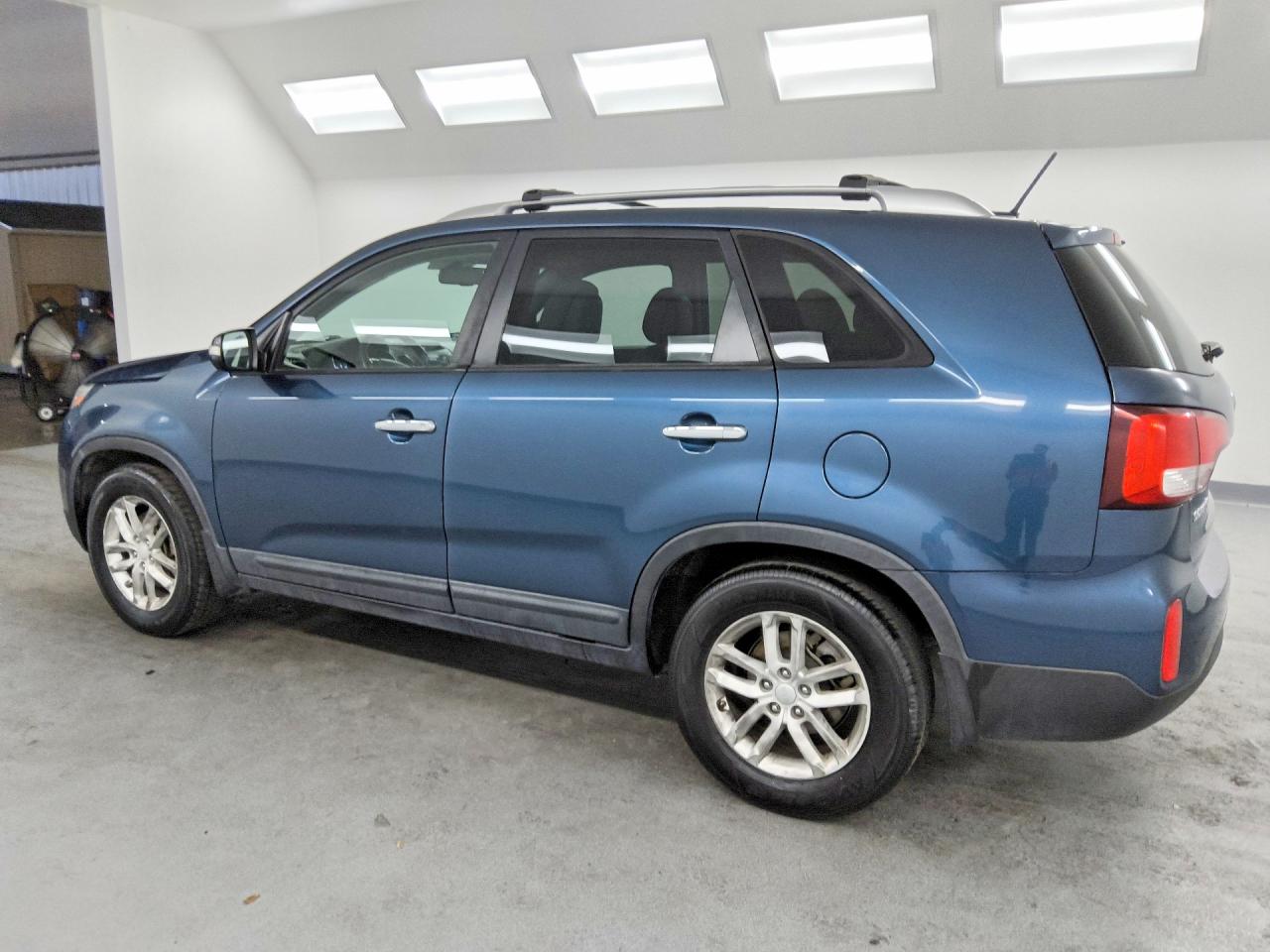 2015 Kia Sorento Lx Blue vin: 5XYKT4A62FG570577