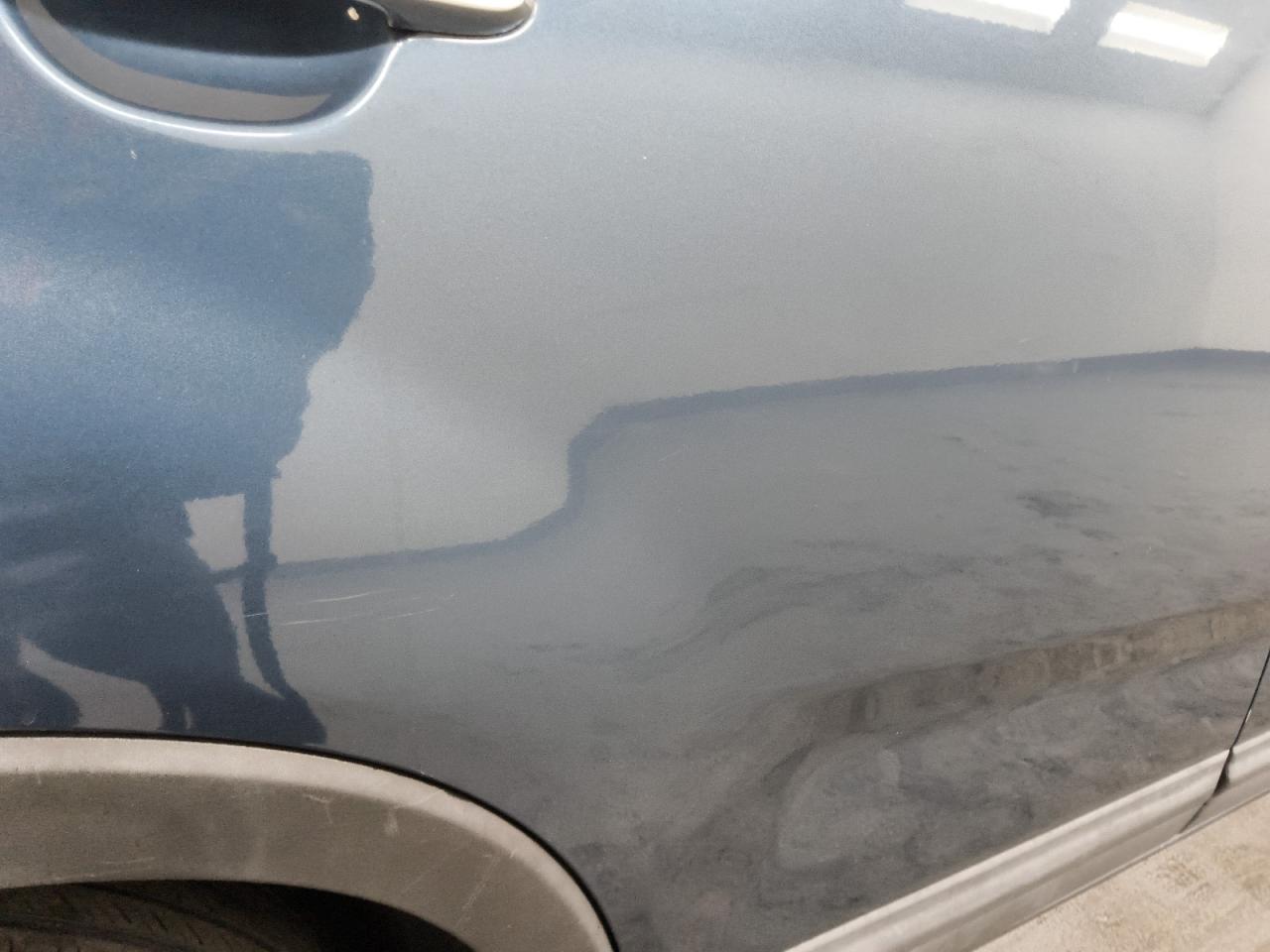 2015 Kia Sorento Lx Blue vin: 5XYKT4A62FG570577 Damage: Right Rear Door, Heavy Scratch, 7 To 8 Inches