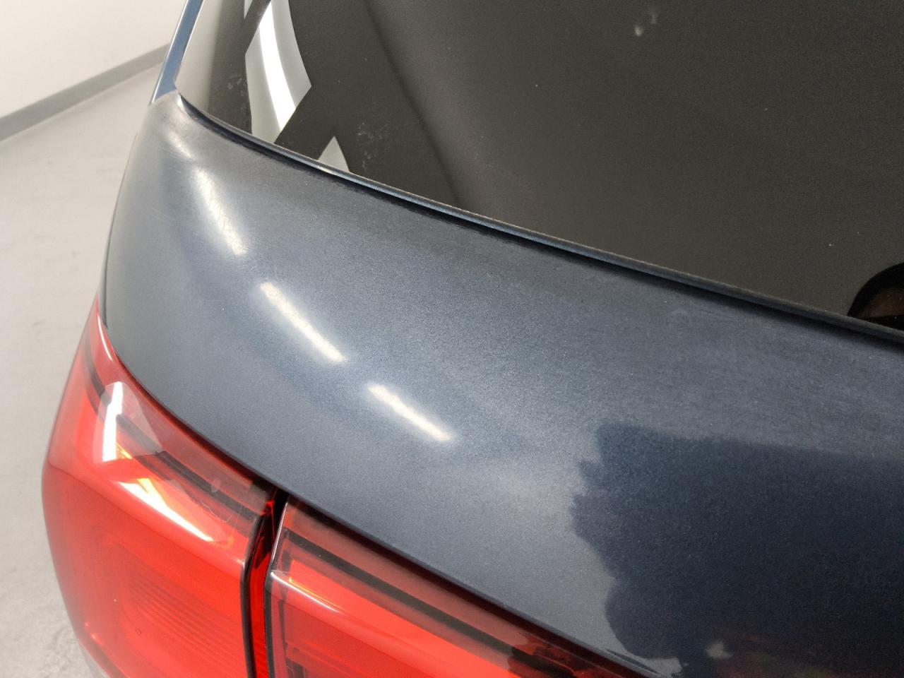 2015 Kia Sorento Lx Blue vin: 5XYKT4A62FG570577 Damage: Lift Gate, Oxidized, > 12 Inches