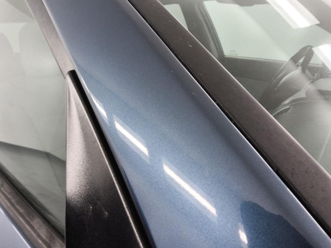 2015 Kia Sorento Lx Blue vin: 5XYKT4A62FG570577 Damage: Right Drip Rail, Chipped, 3