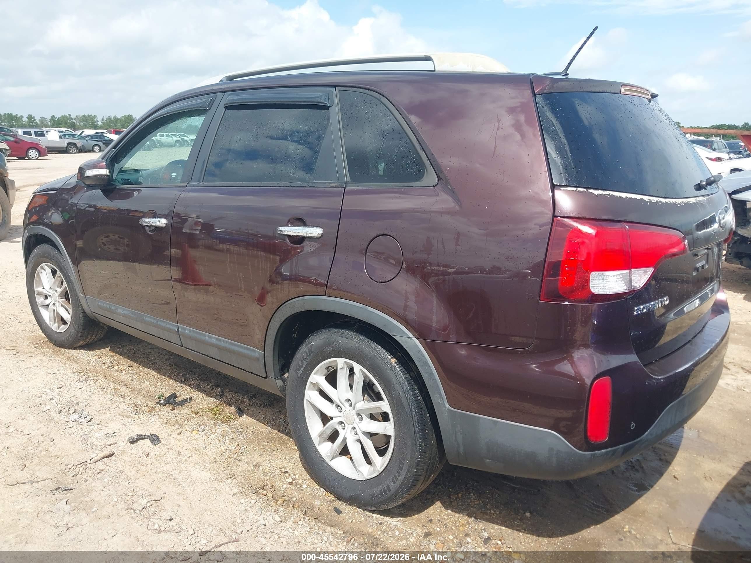 2015 Kia Sorento Lx Burgundy vin: 5XYKT4A62FG658917