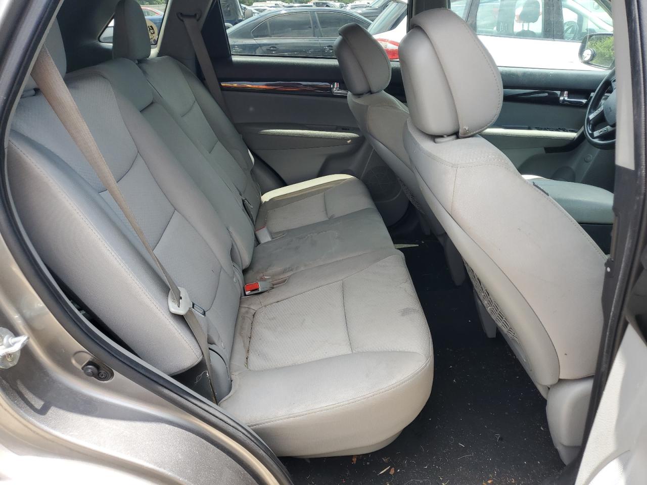 2012 Kia Sorento Gray vin: 5XYKT4A63CG201691
