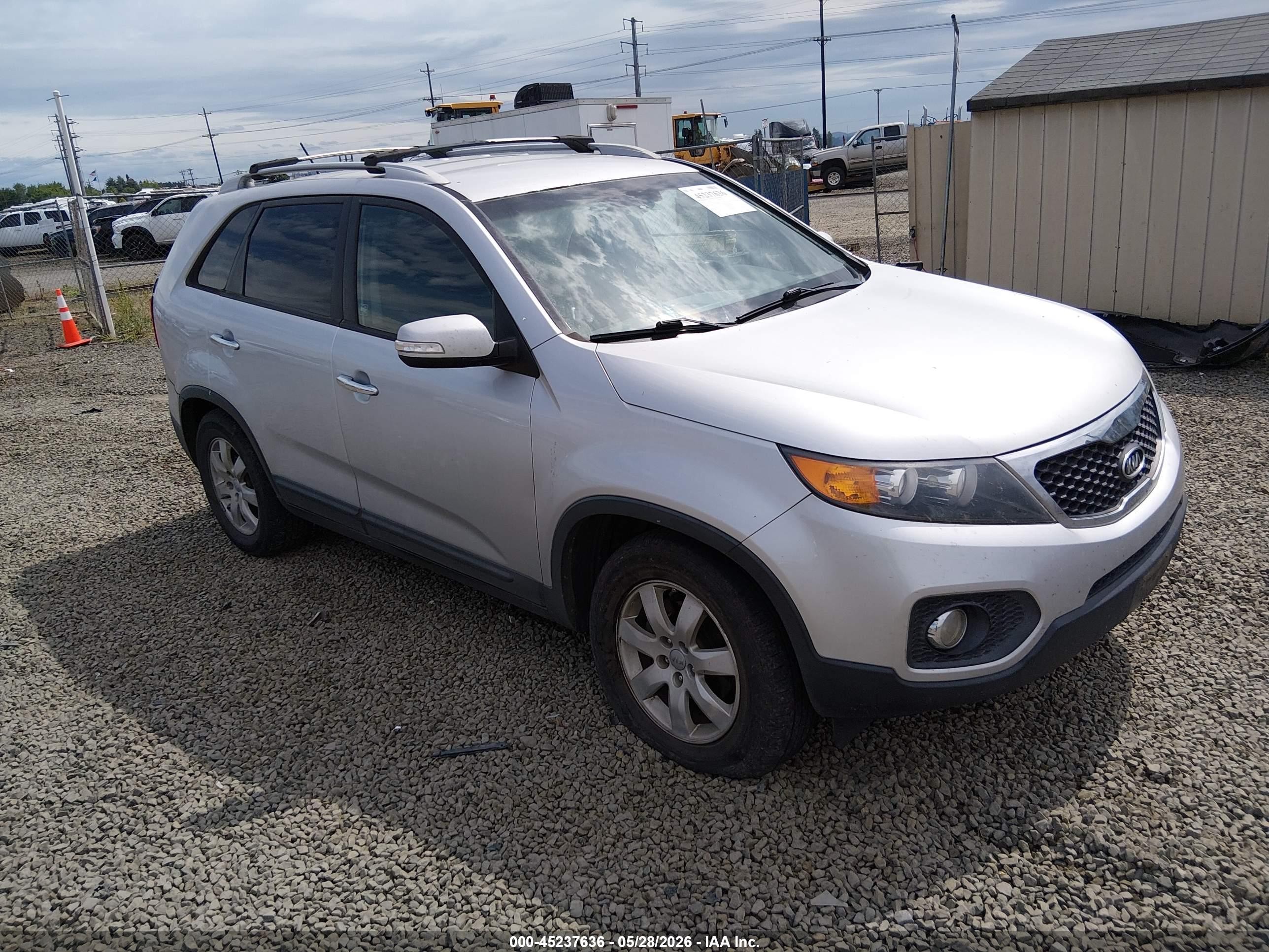 2012 Kia Sorento Lx Silver vin: 5XYKT4A63CG251247