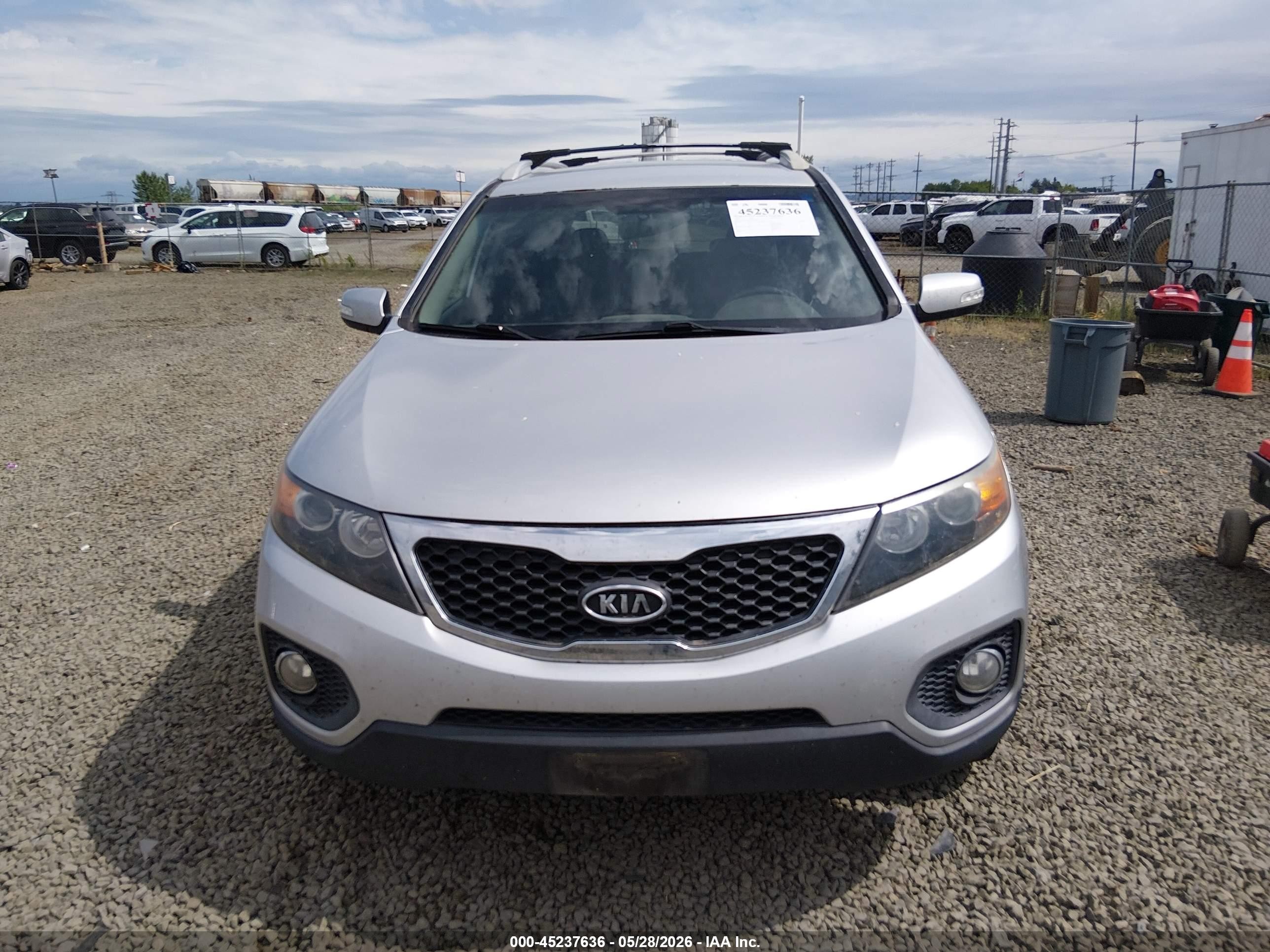 2012 Kia Sorento Lx Silver vin: 5XYKT4A63CG251247