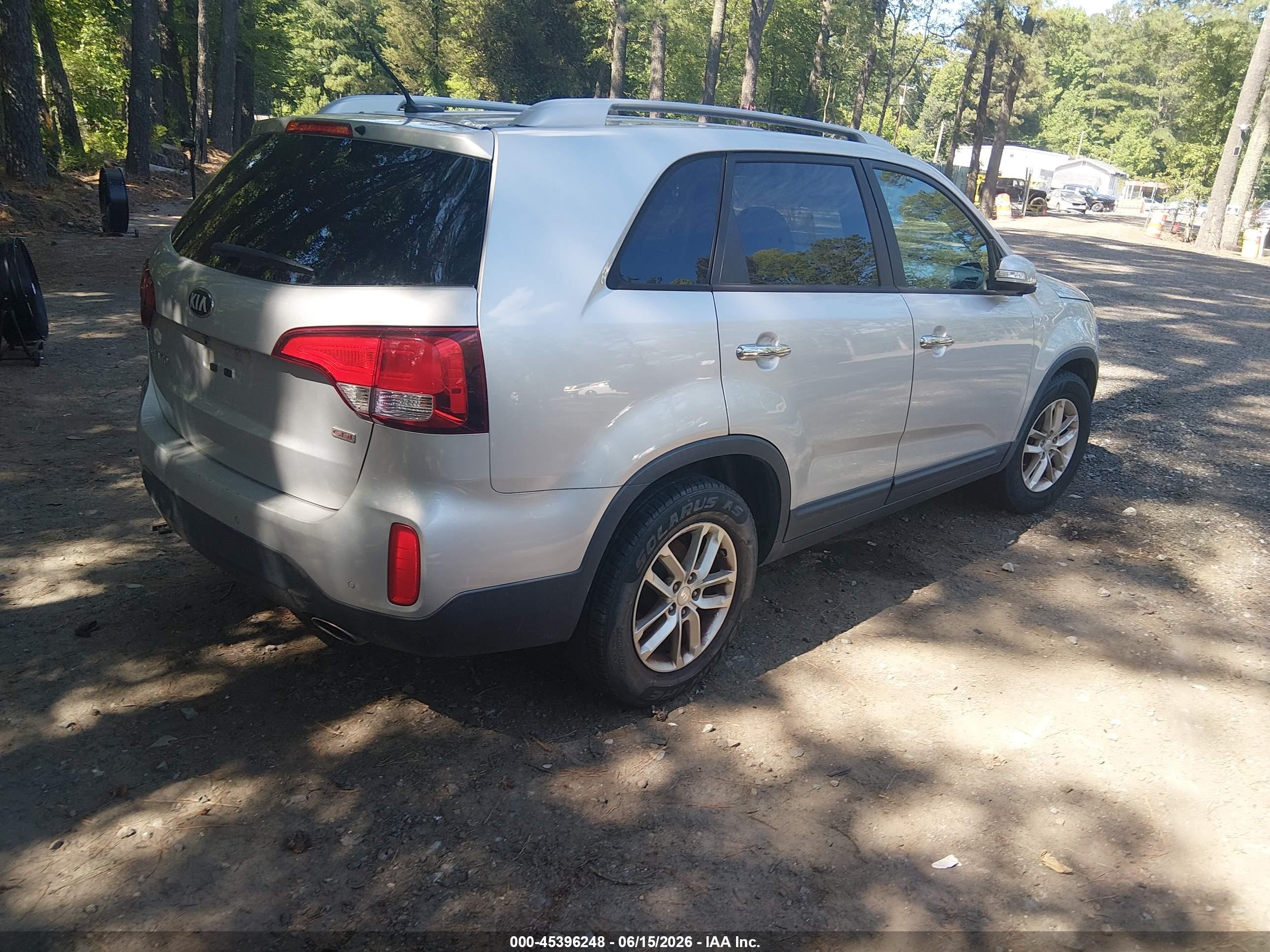 2014 Kia Sorento Lx Silver vin: 5XYKT4A63EG434425