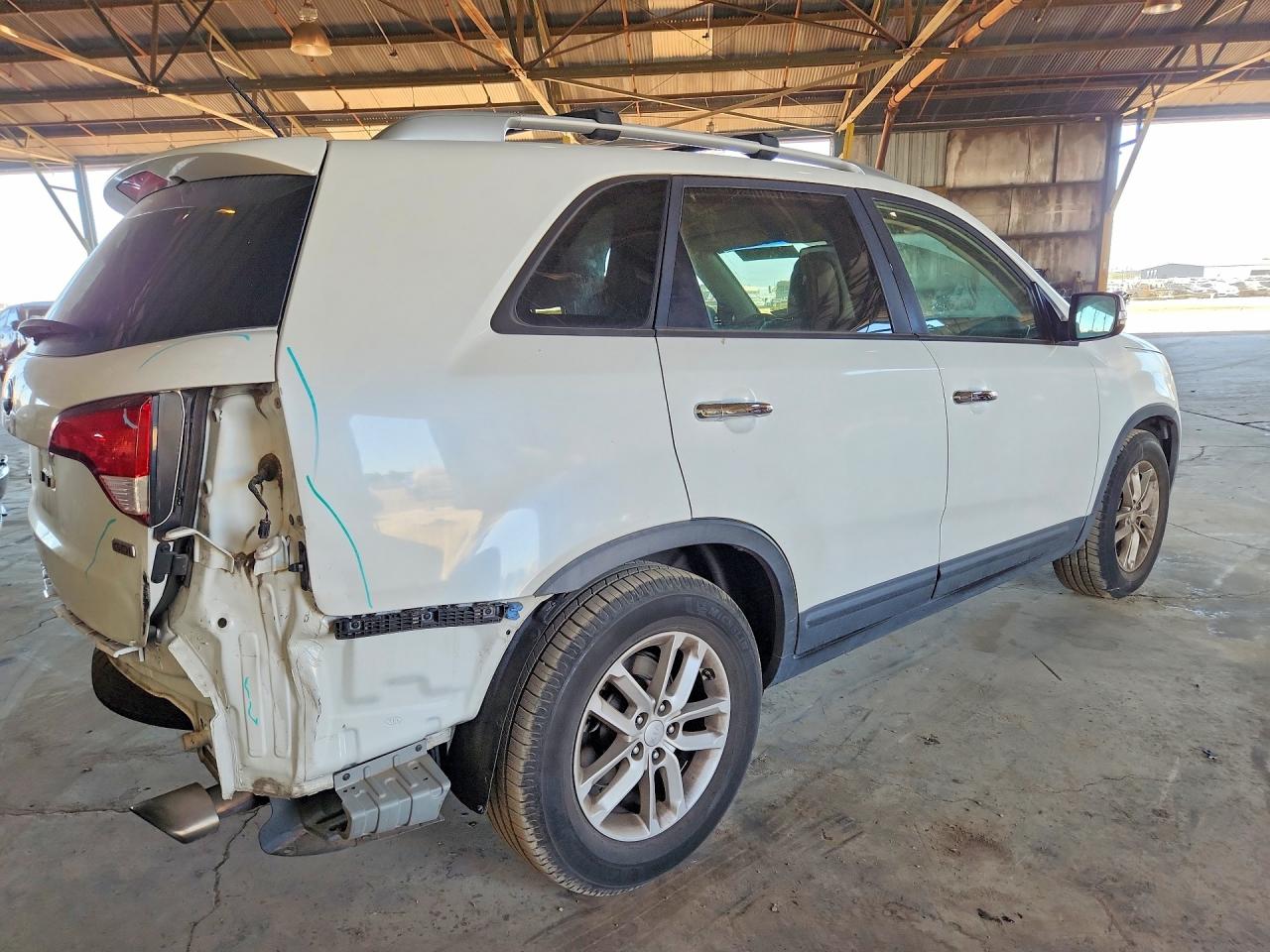 2014 Kia Sorento Lx White vin: 5XYKT4A63EG517739