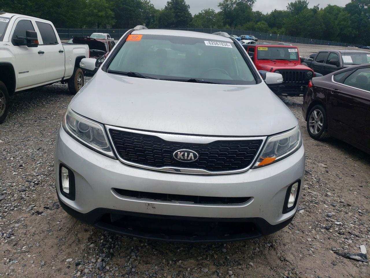 2015 Kia Sorento Lx Silver vin: 5XYKT4A63FG573763