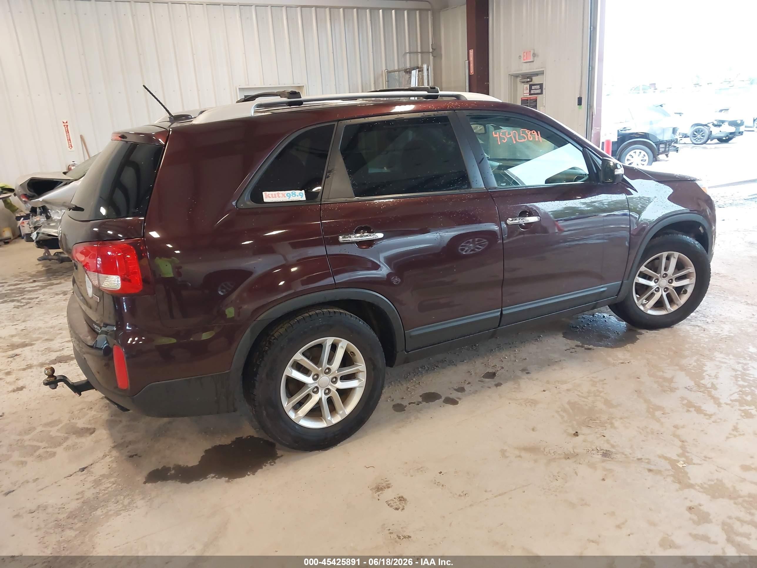 2015 Kia Sorento Lx Maroon vin: 5XYKT4A63FG582270
