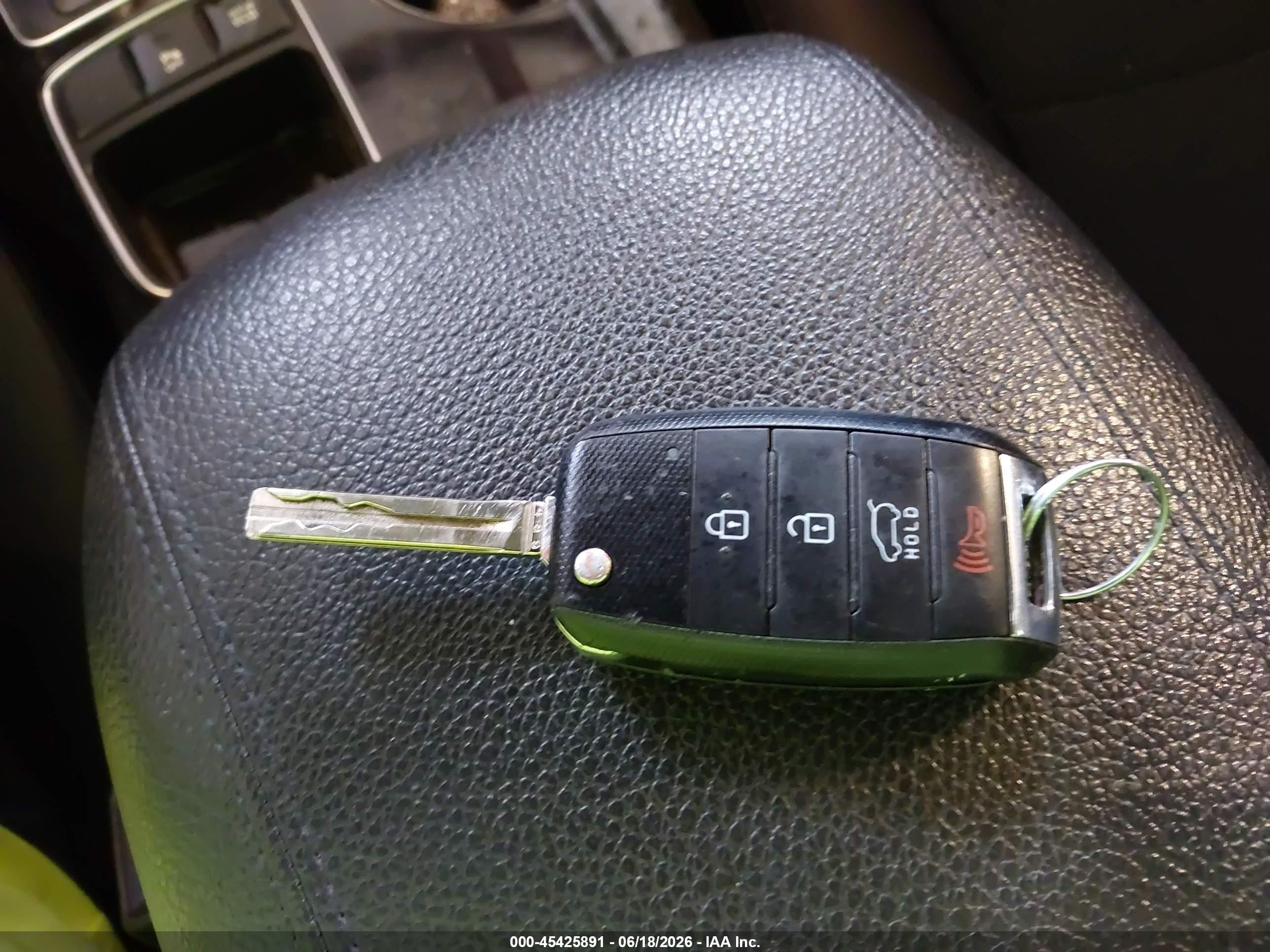 2015 Kia Sorento Lx Maroon vin: 5XYKT4A63FG582270