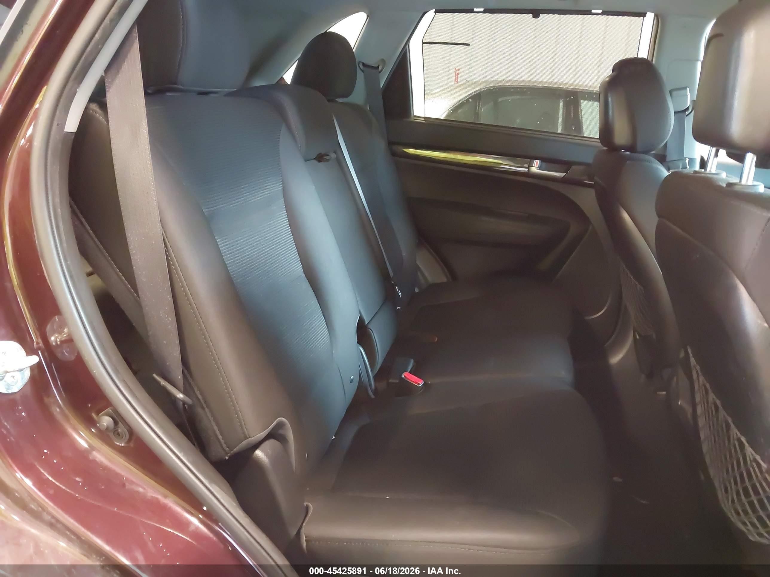 2015 Kia Sorento Lx Maroon vin: 5XYKT4A63FG582270