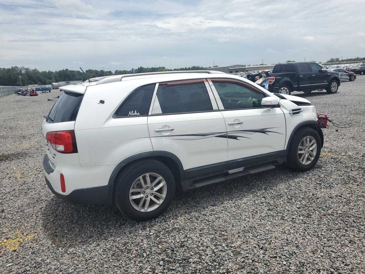 2015 Kia Sorento Lx White vin: 5XYKT4A63FG602419