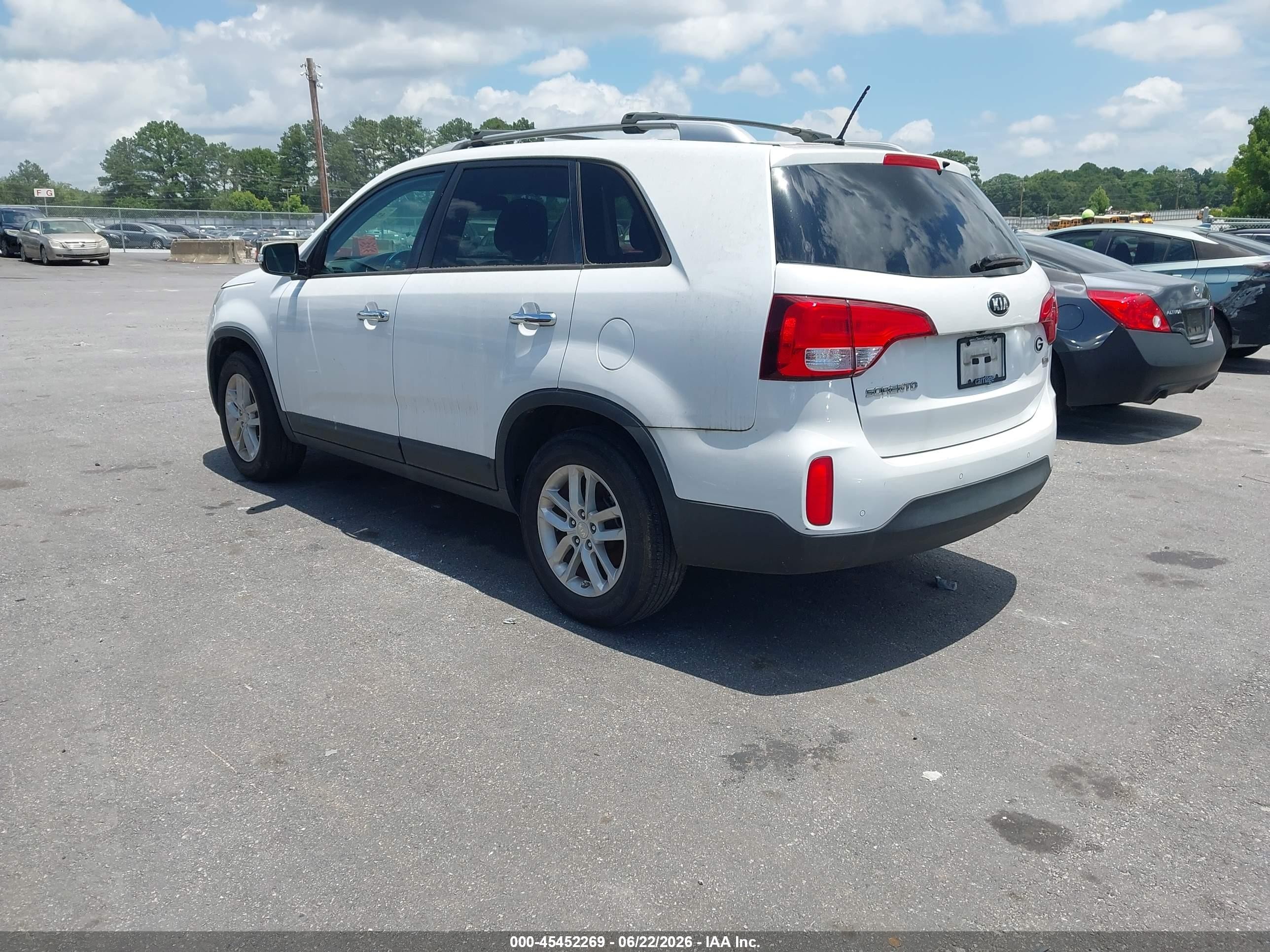 2015 Kia Sorento Lx White vin: 5XYKT4A63FG622945