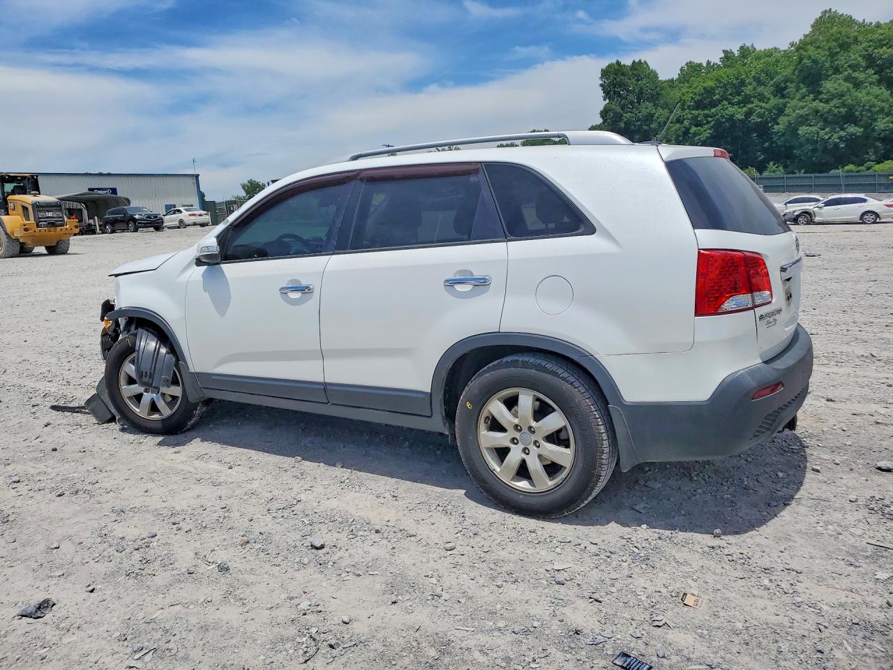 2013 Kia Sorento Lx White vin: 5XYKT4A64DG393351