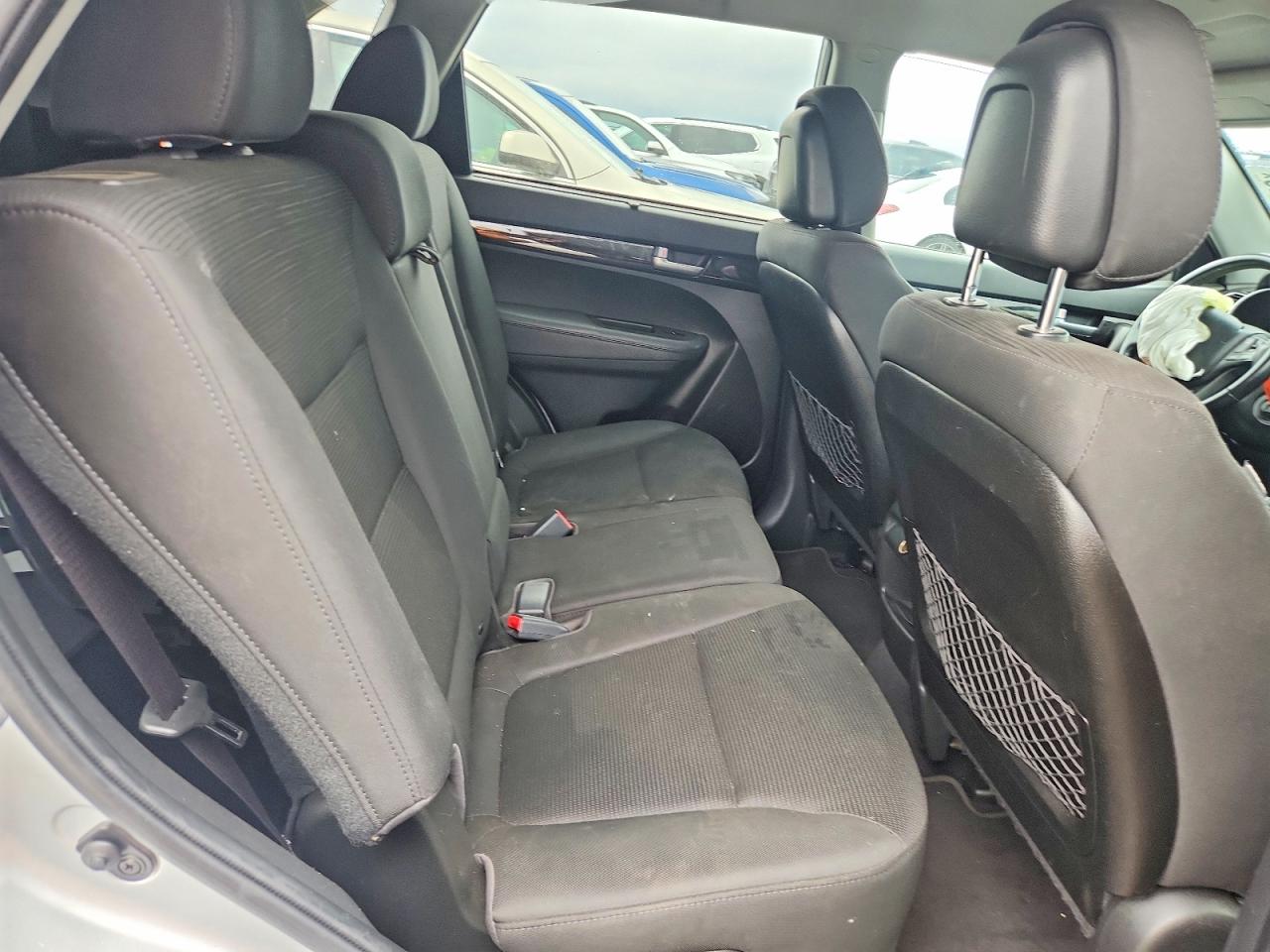 2014 Kia Sorento Lx Silver vin: 5XYKT4A64EG452500