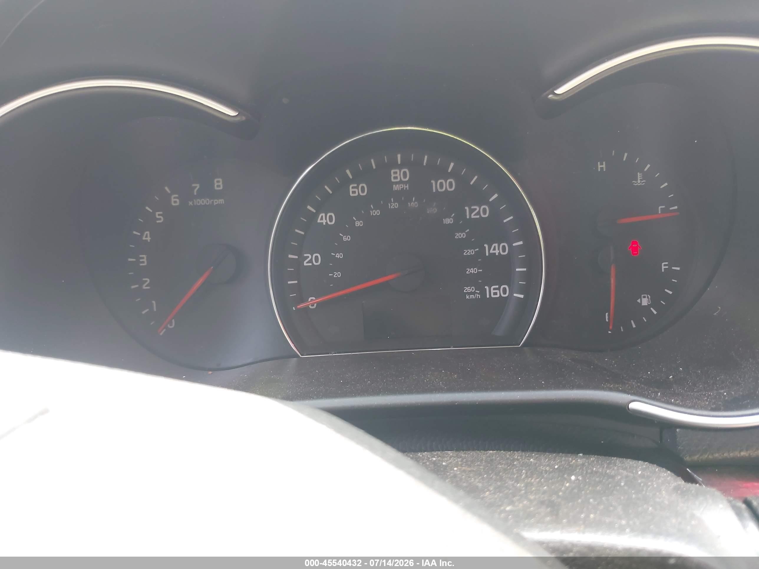 2014 Kia Sorento Lx White vin: 5XYKT4A64EG456496