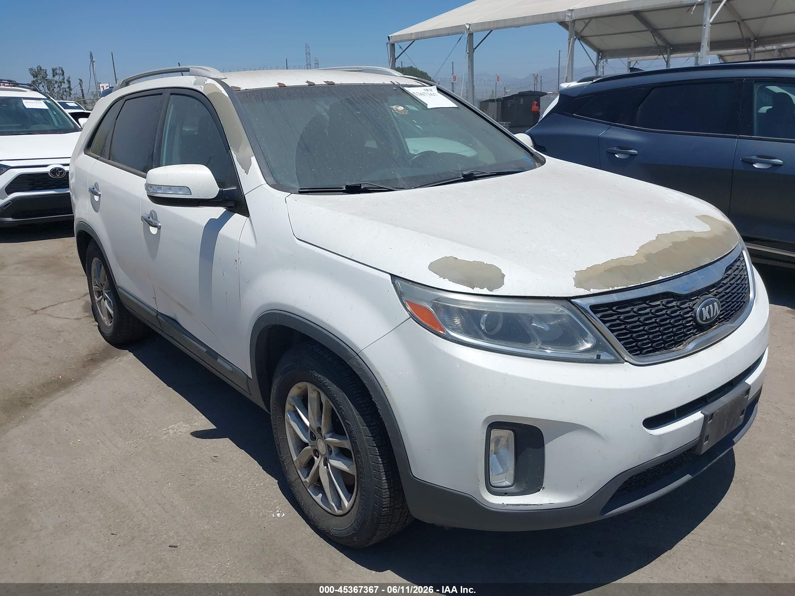2014 Kia Sorento Lx White vin: 5XYKT4A64EG485495