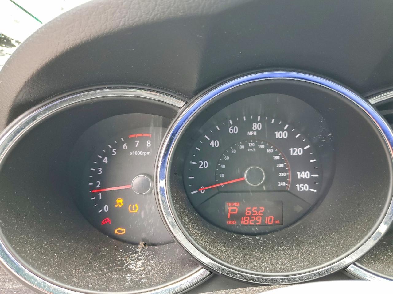 2012 Kia Sorento Lx Beige vin: 5XYKT4A65CG205984