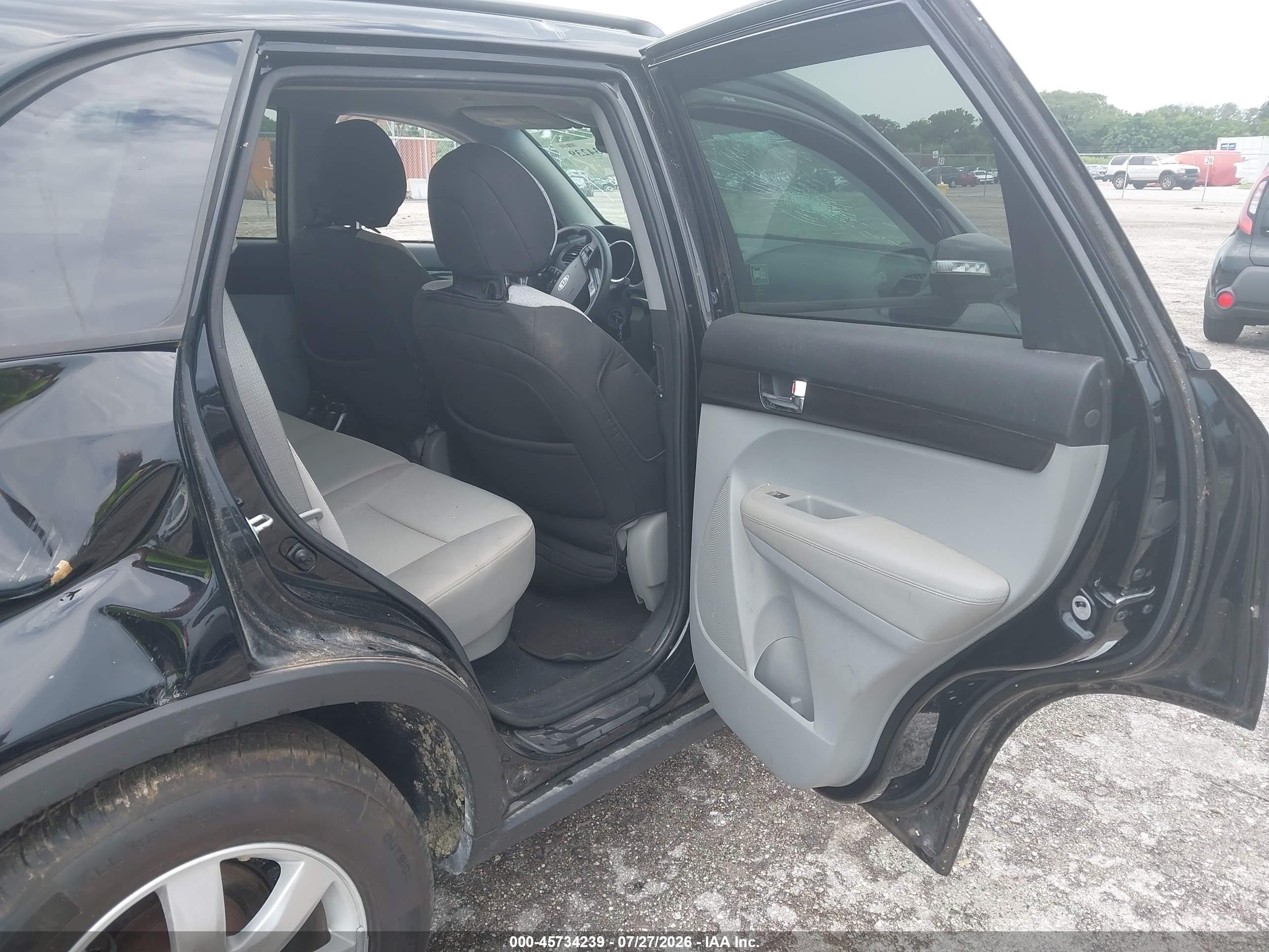 2012 Kia Sorento Lx Черный vin: 5XYKT4A65CG233252