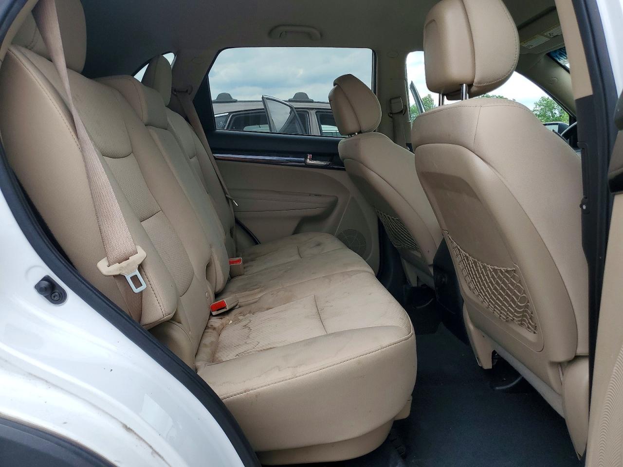 2012 Kia Sorento Lx White vin: 5XYKT4A65CG242498