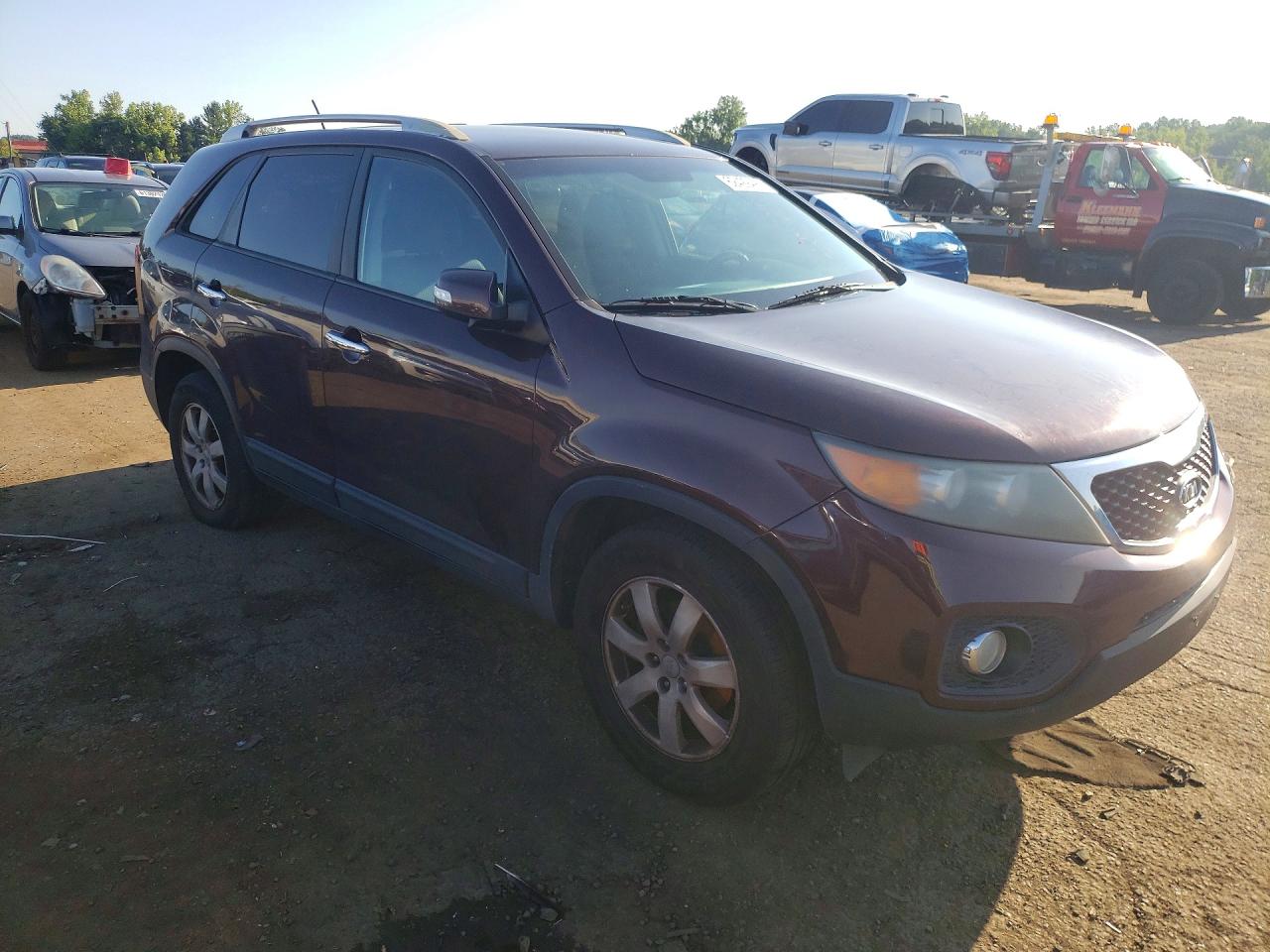 2013 Kia Sorento Lx Maroon vin: 5XYKT4A65DG329917