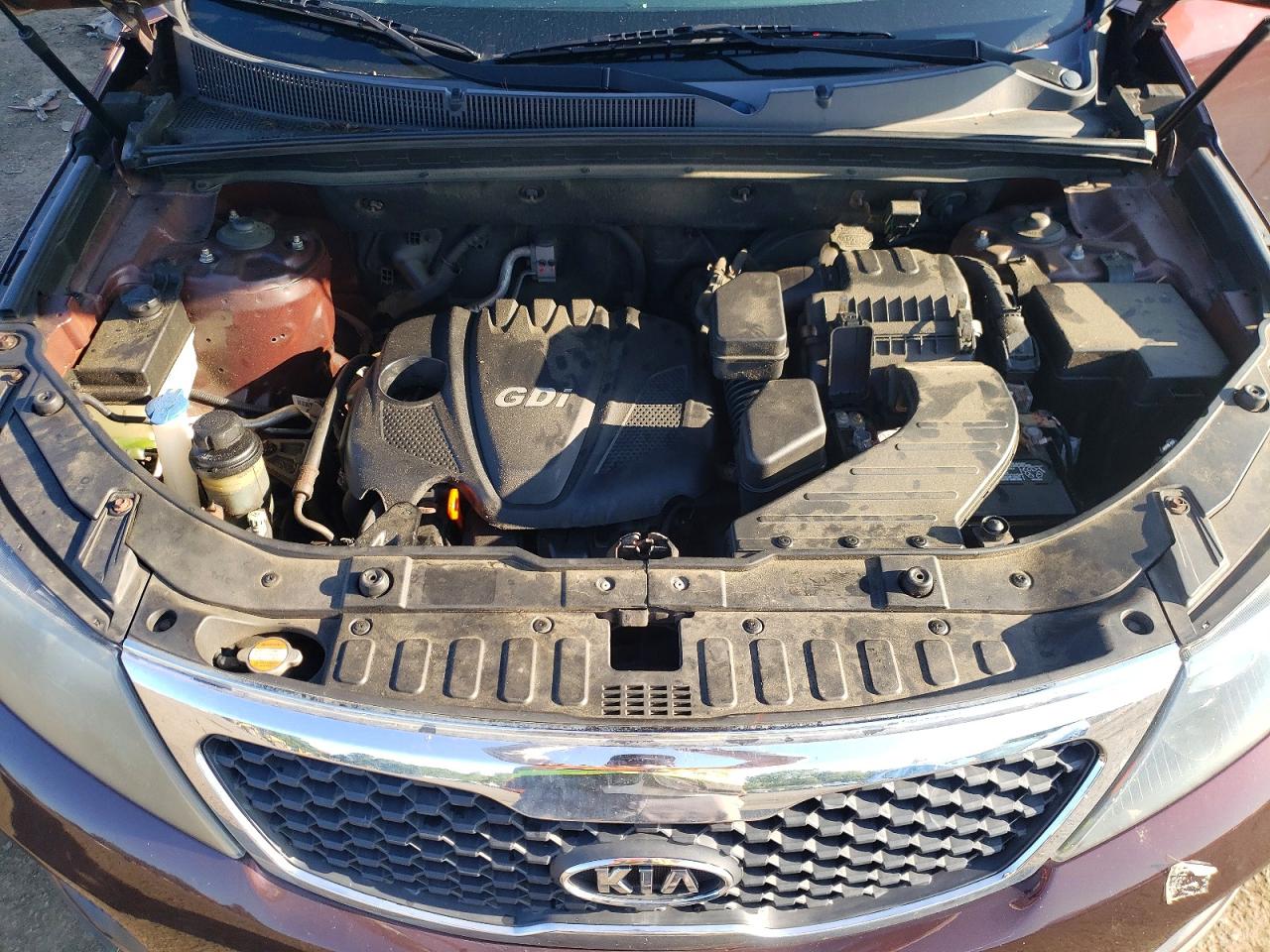 2013 Kia Sorento Lx Maroon vin: 5XYKT4A65DG329917
