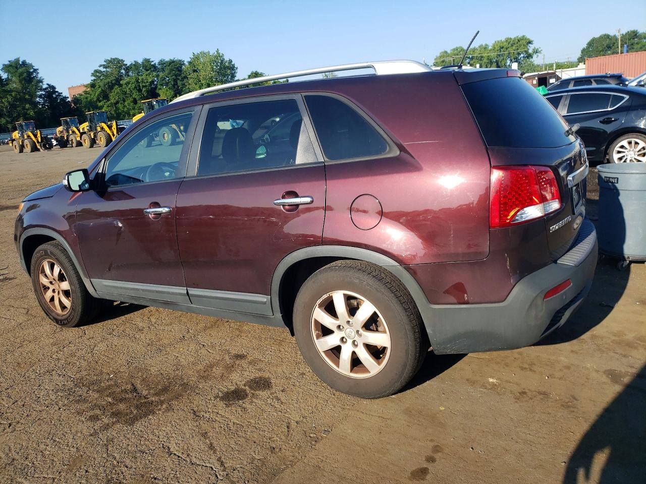2013 Kia Sorento Lx Maroon vin: 5XYKT4A65DG329917