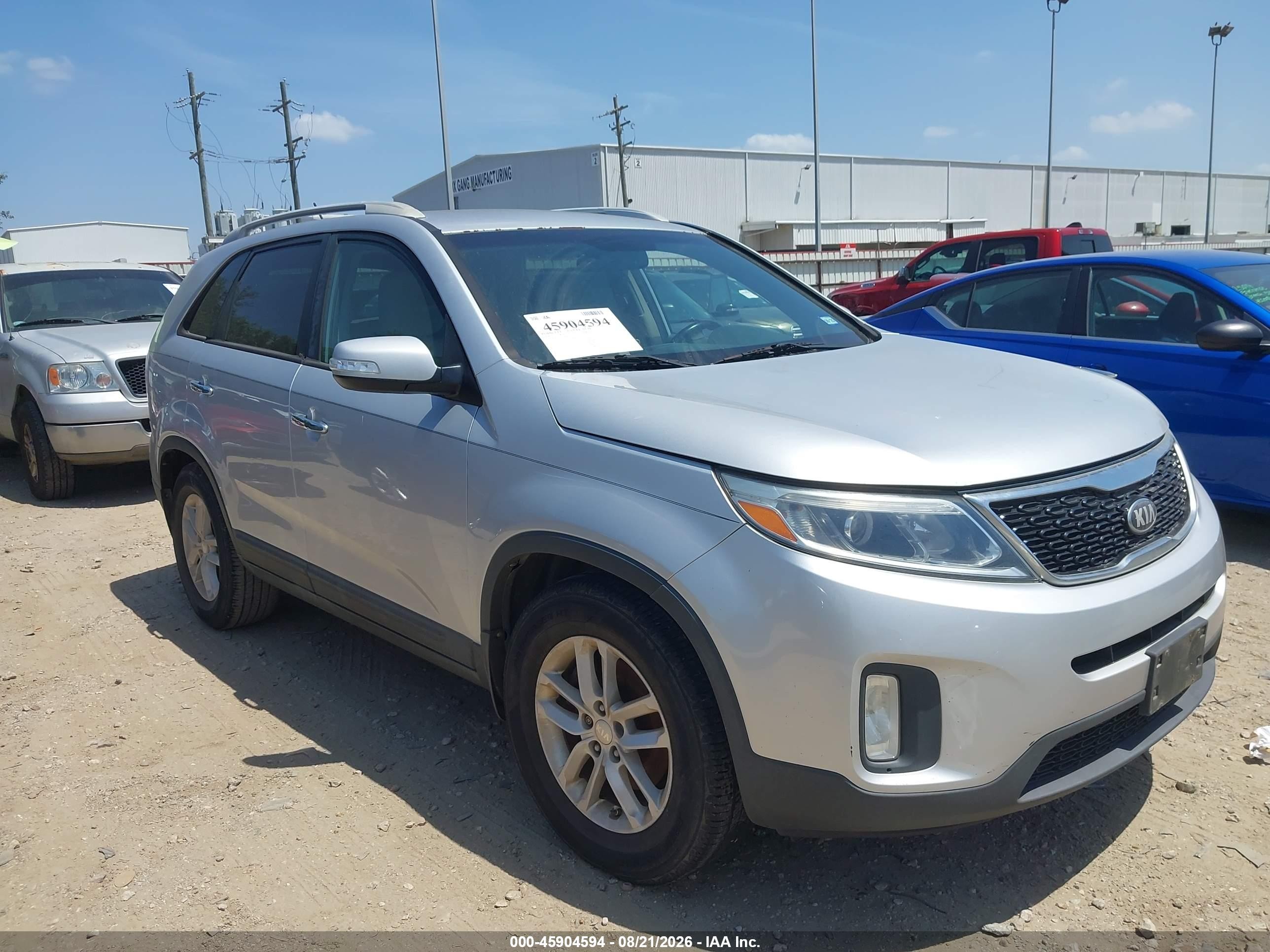 2014 Kia Sorento Lx Silver vin: 5XYKT4A65EG466597