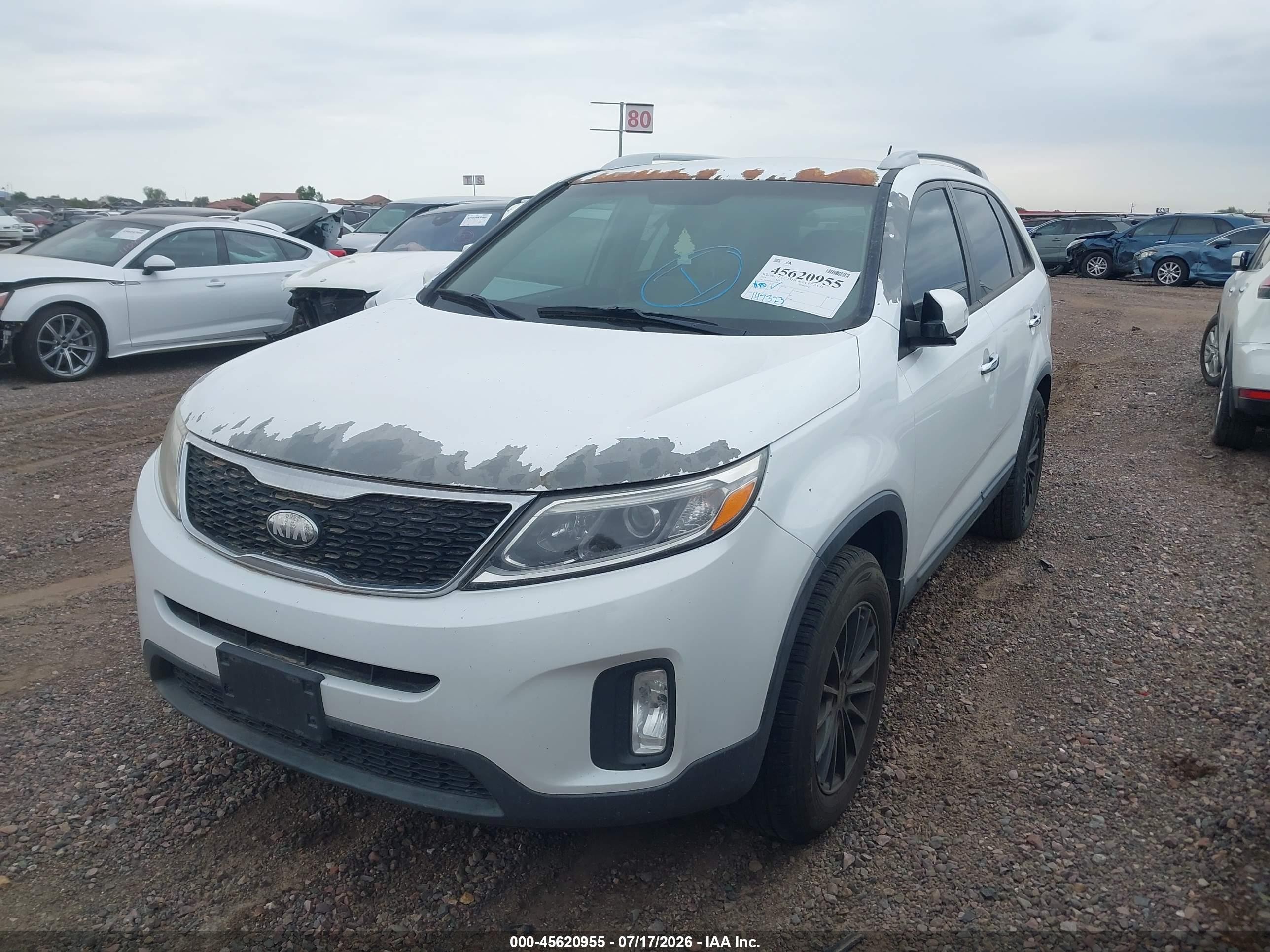 2014 Kia Sorento Lx White vin: 5XYKT4A65EG472173