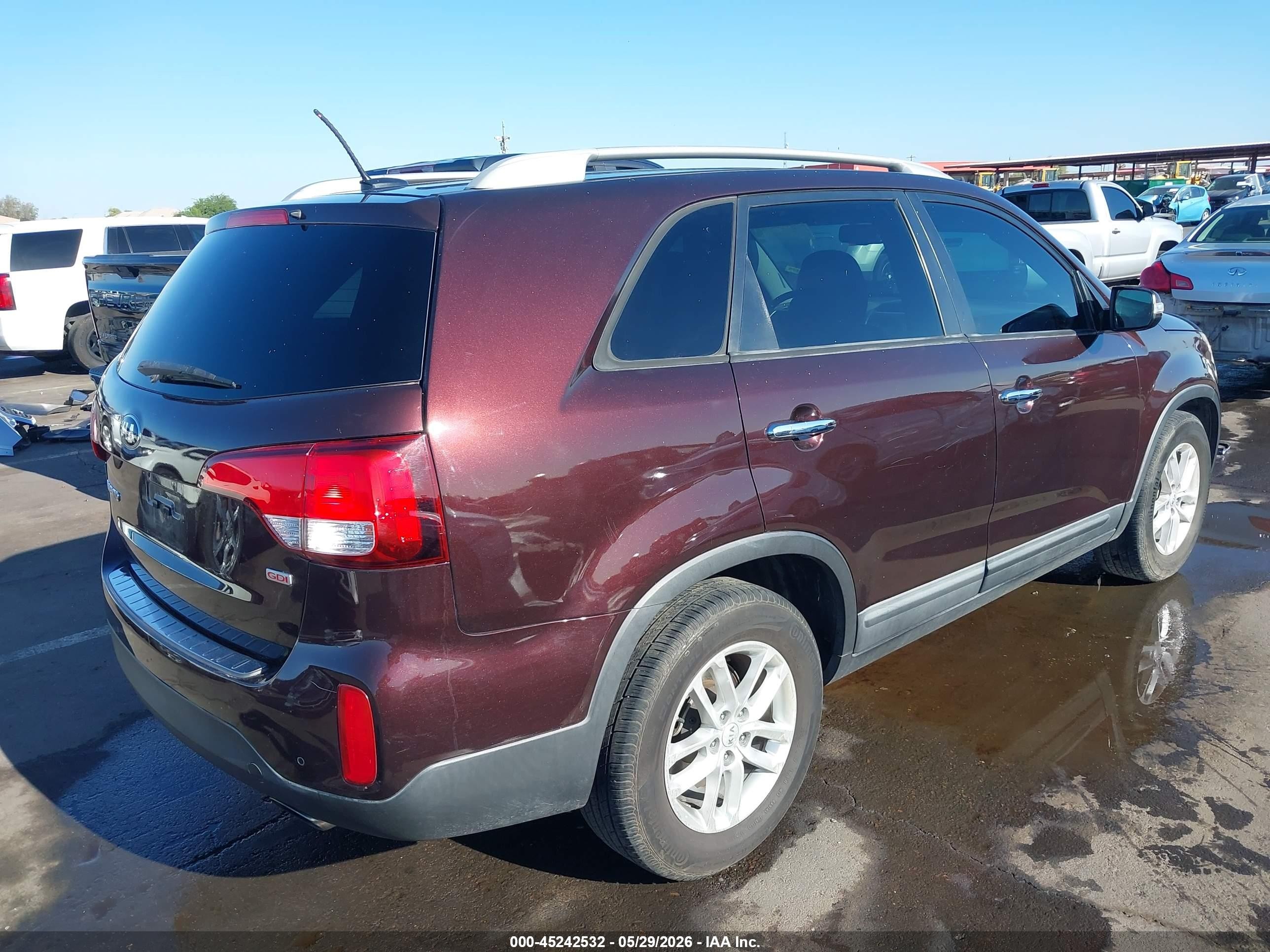 2015 Kia Sorento Lx Maroon vin: 5XYKT4A65FG635891