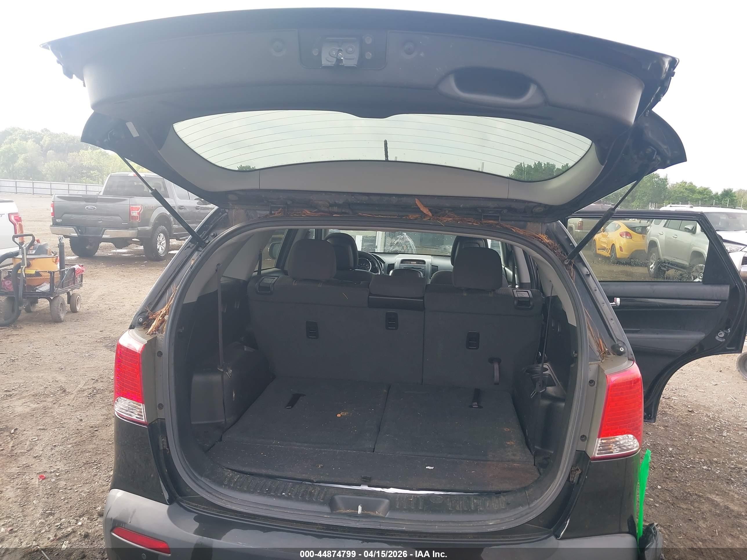 2012 Kia Sorento Lx Black vin: 5XYKT4A66CG197782