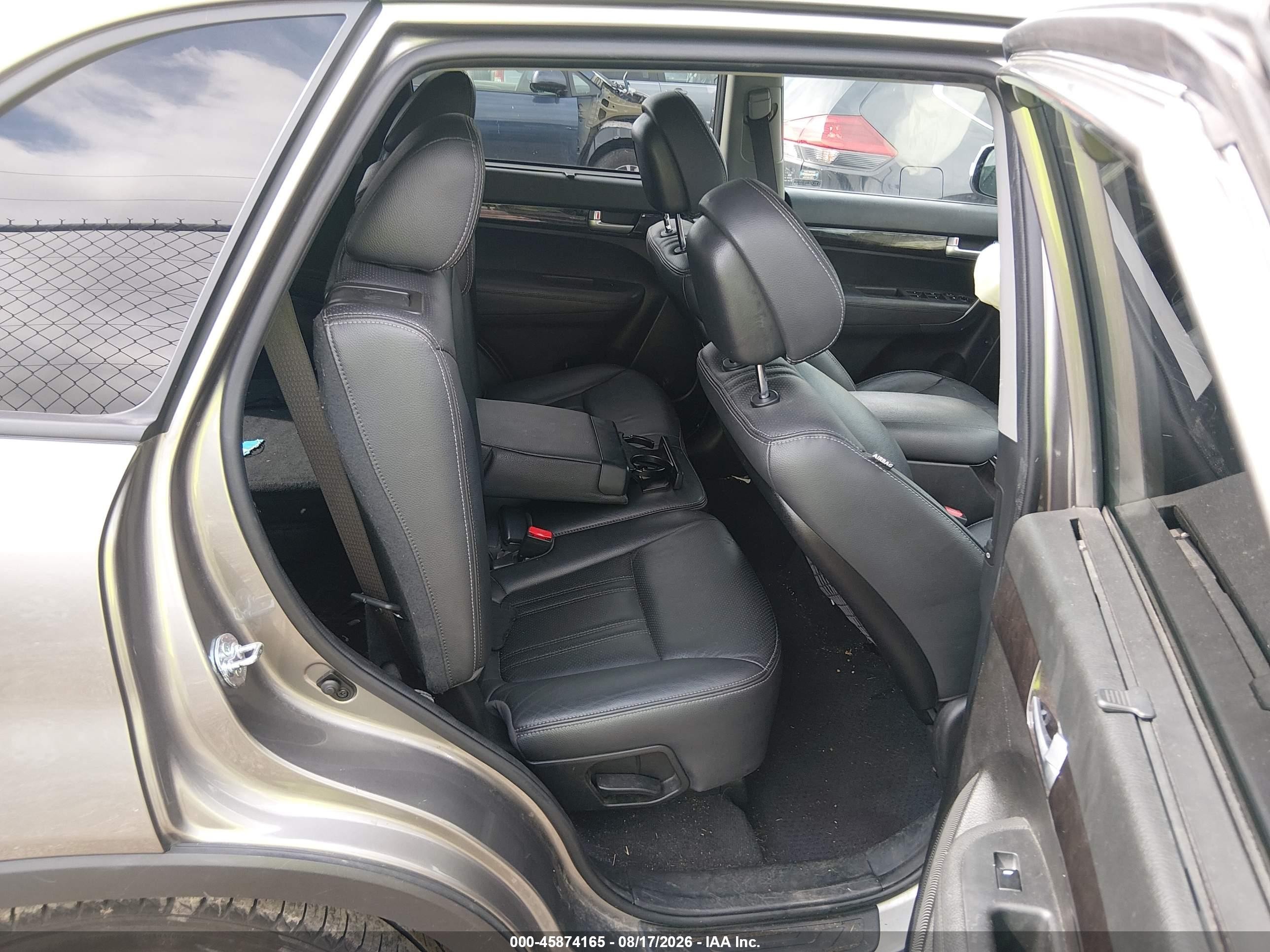 2014 Kia Sorento Lx Beige vin: 5XYKT4A66EG462381