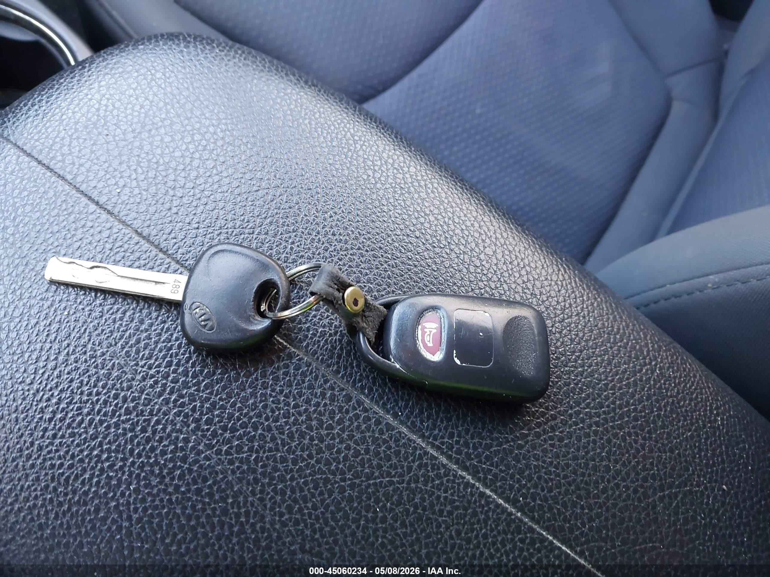 2012 Kia Sorento Lx Gray vin: 5XYKT4A67CG239800