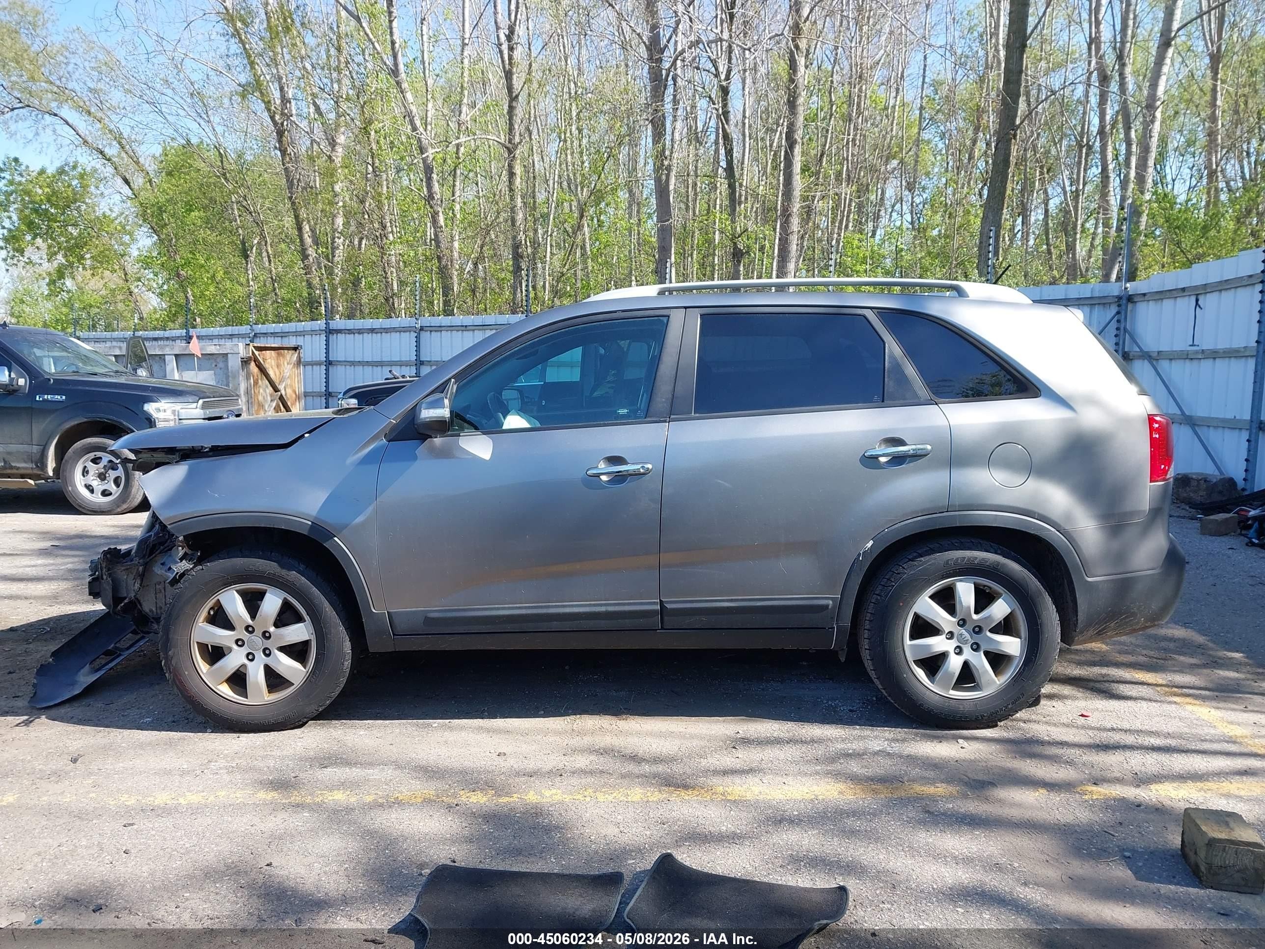 2012 Kia Sorento Lx Gray vin: 5XYKT4A67CG239800