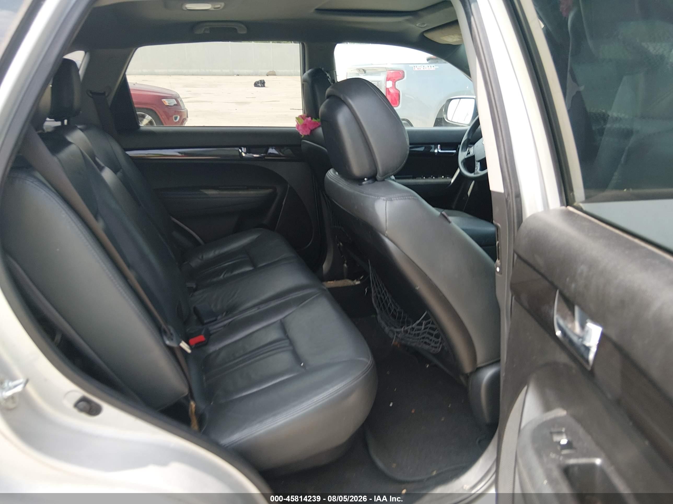 2013 Kia Sorento Lx Silver vin: 5XYKT4A67DG331863