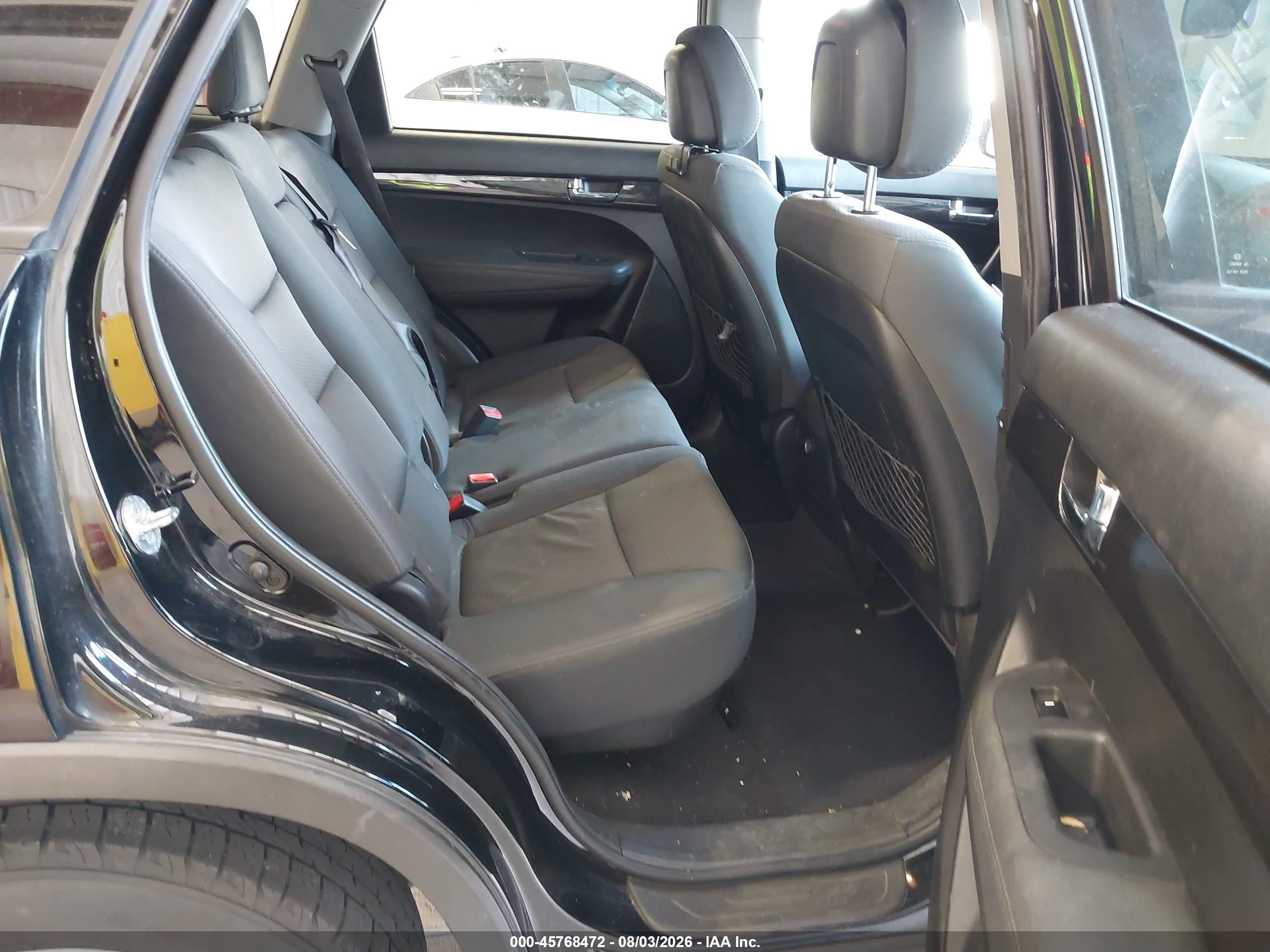 2013 Kia Sorento Lx Черный vin: 5XYKT4A67DG406691