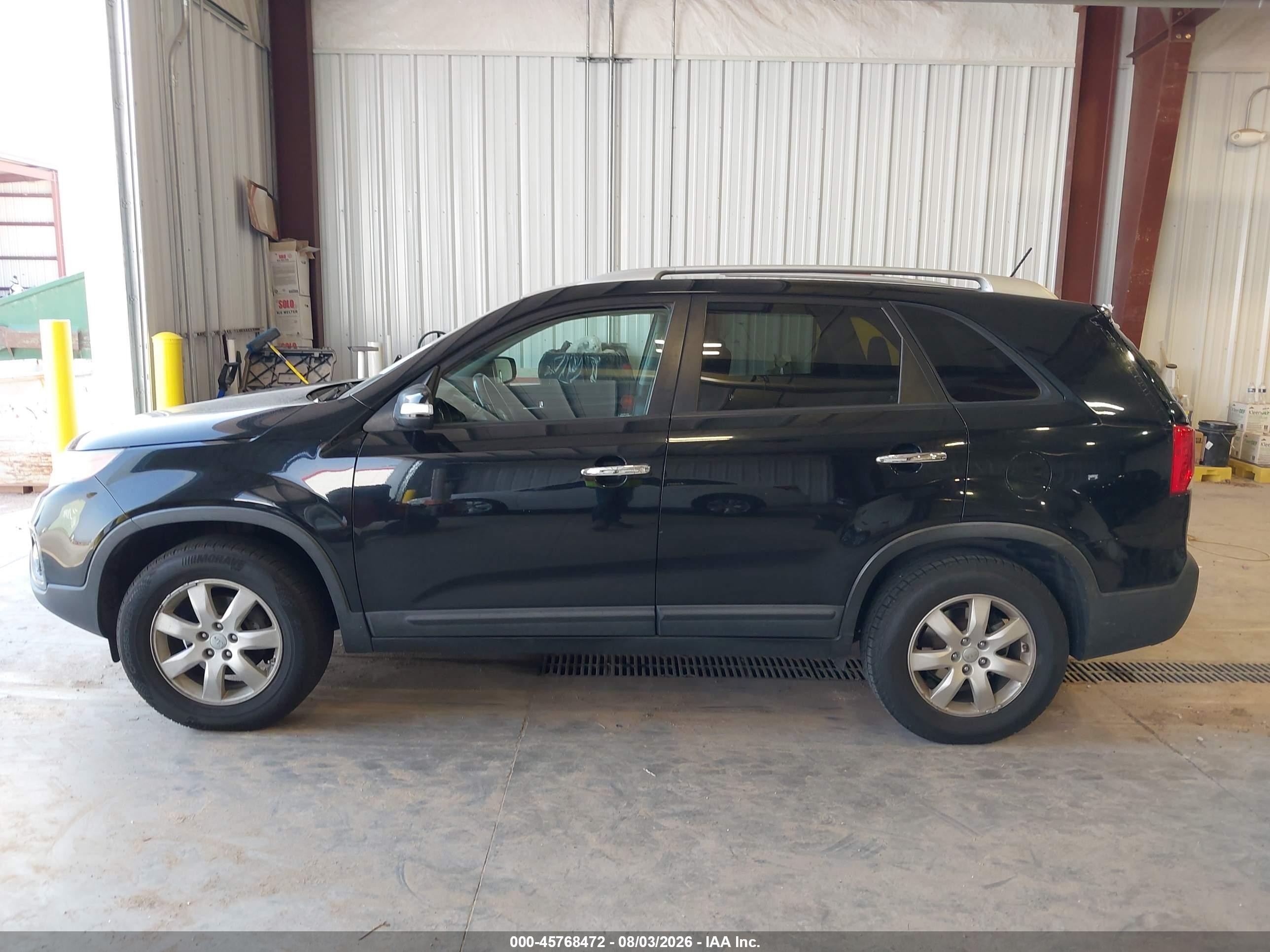 2013 Kia Sorento Lx Черный vin: 5XYKT4A67DG406691