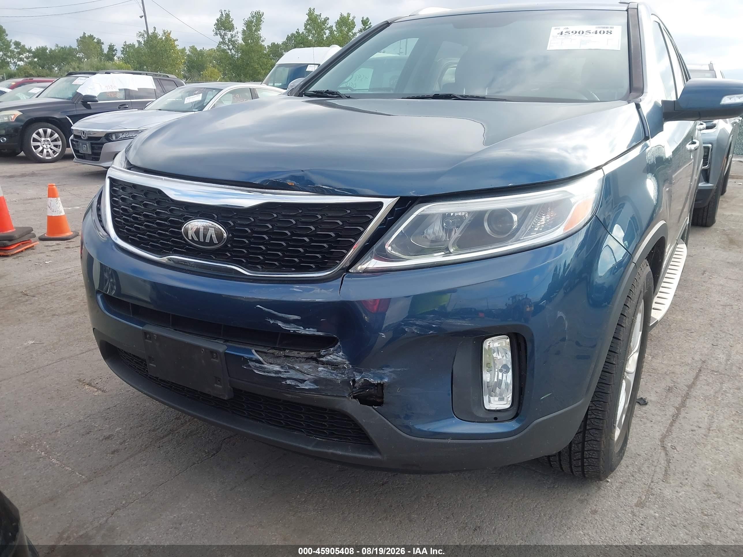 2014 Kia Sorento Lx Синий vin: 5XYKT4A67EG493588