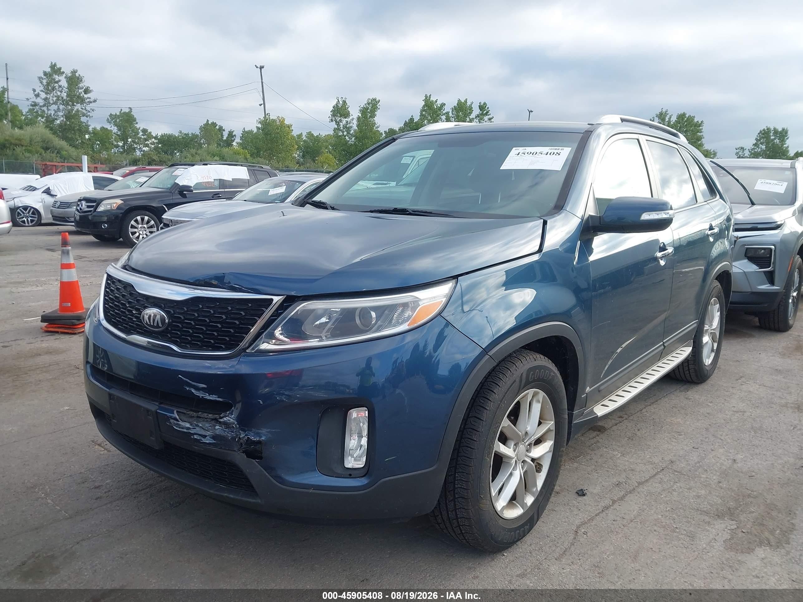 2014 Kia Sorento Lx Синий vin: 5XYKT4A67EG493588