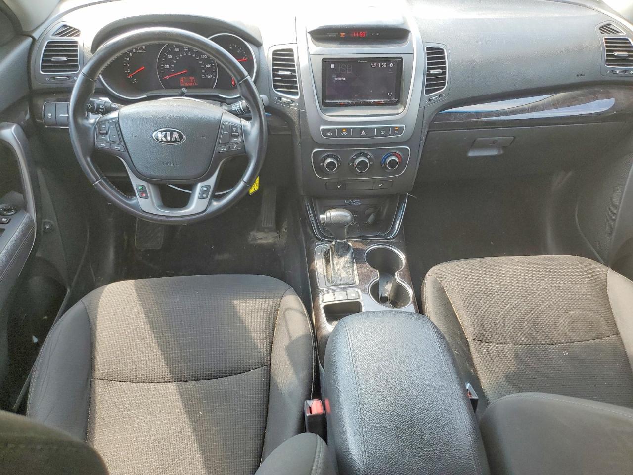 2015 Kia Sorento Lx Silver vin: 5XYKT4A67FG581347