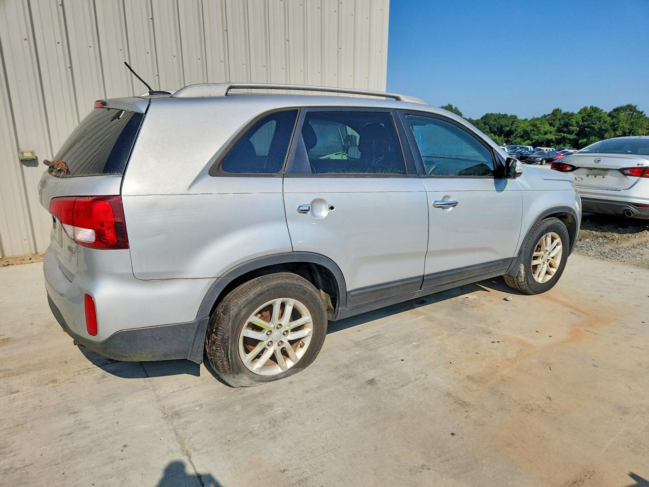 2015 Kia Sorento Lx Silver vin: 5XYKT4A67FG620325