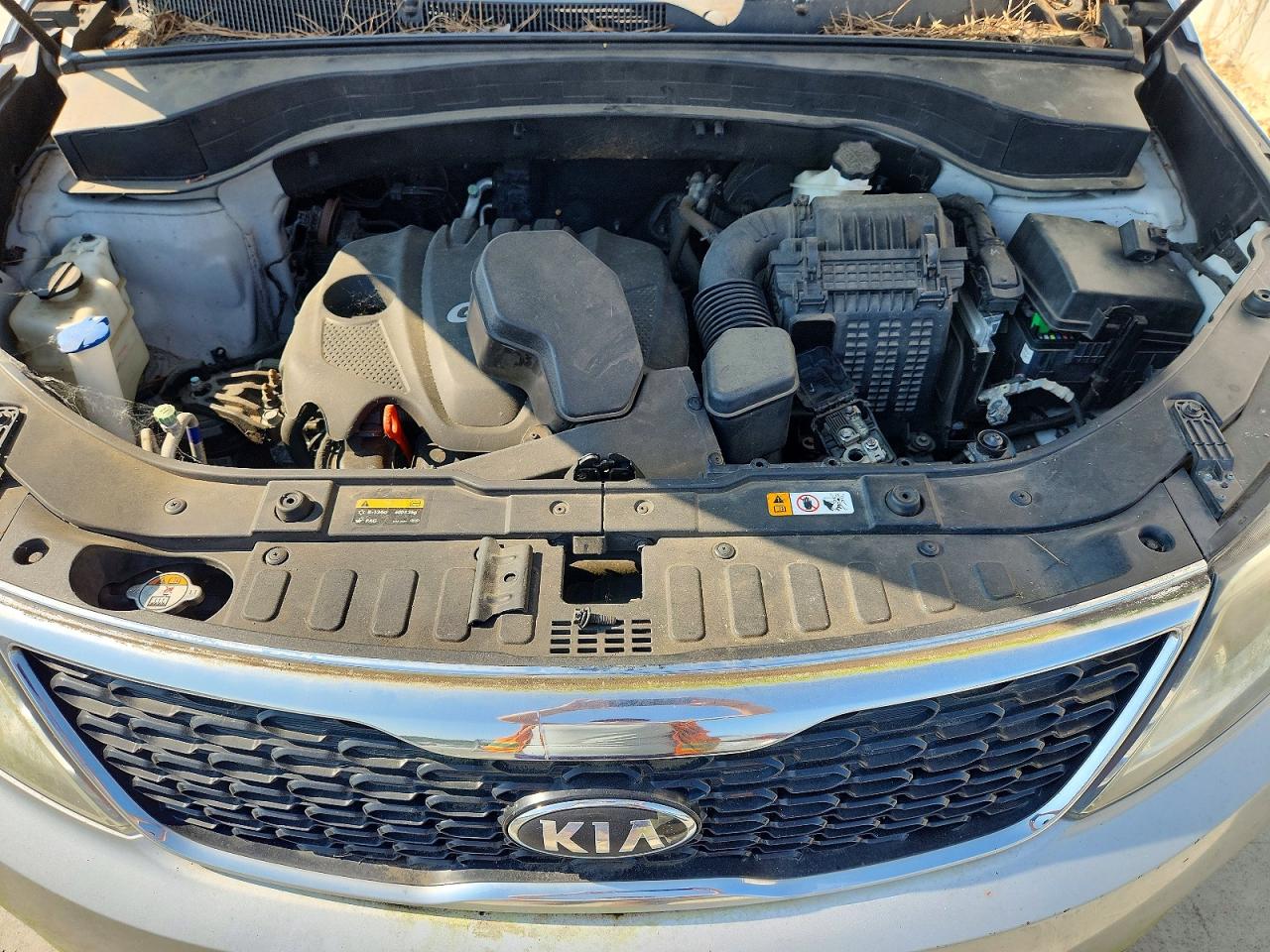 2015 Kia Sorento Lx Silver vin: 5XYKT4A67FG620325