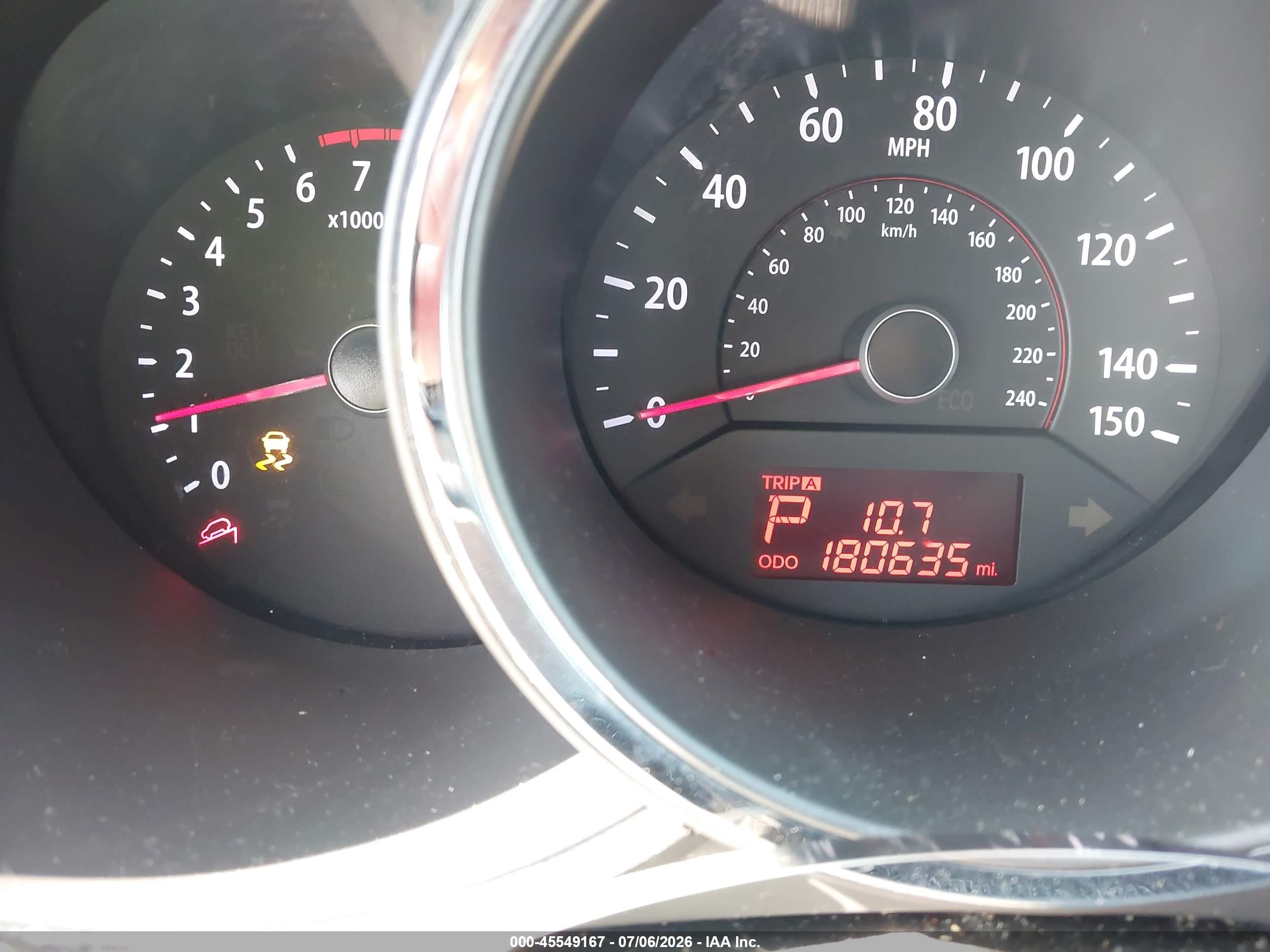 2013 Kia Sorento Lx Burgundy vin: 5XYKT4A68DG324355