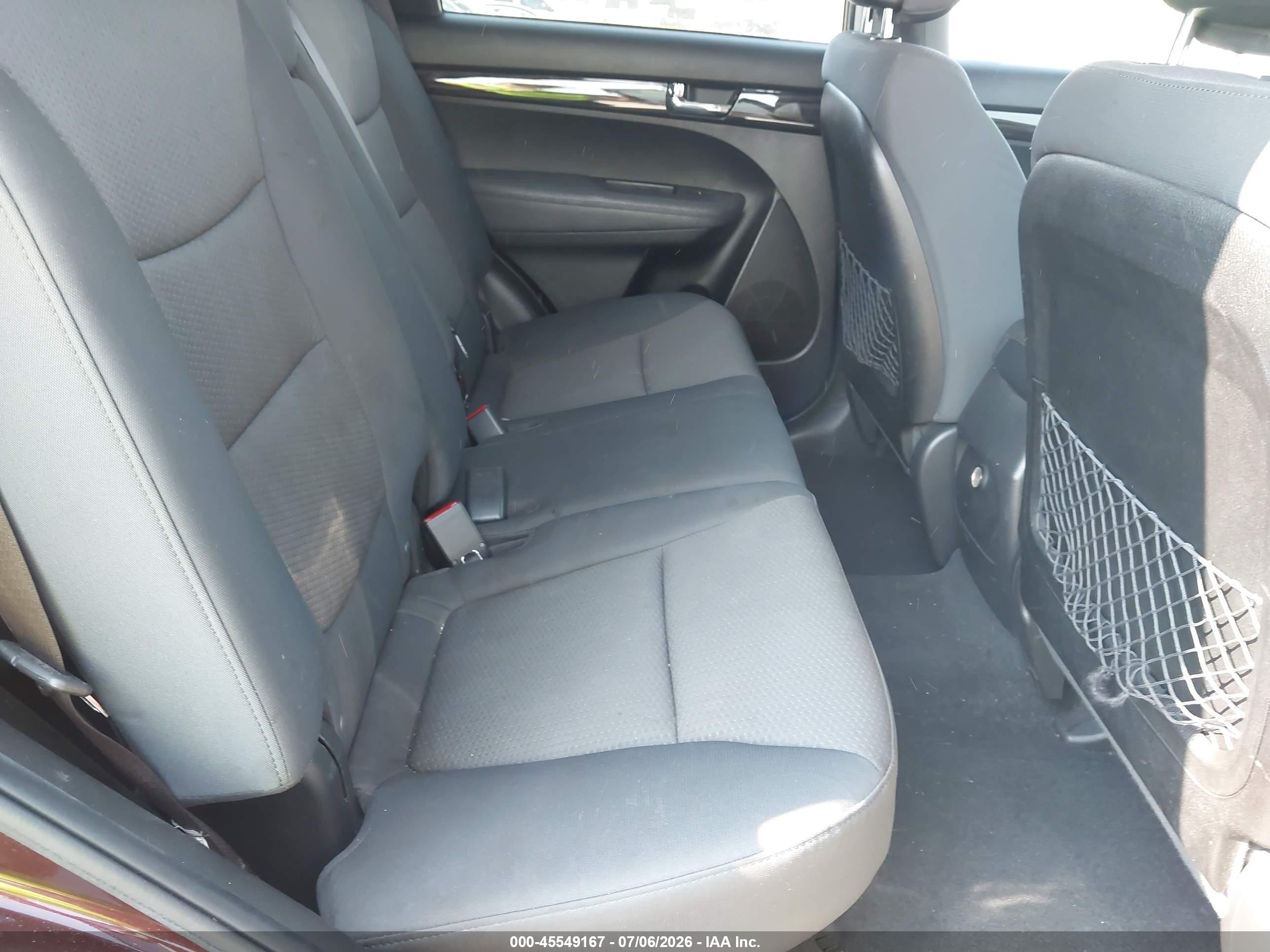 2013 Kia Sorento Lx Burgundy vin: 5XYKT4A68DG324355