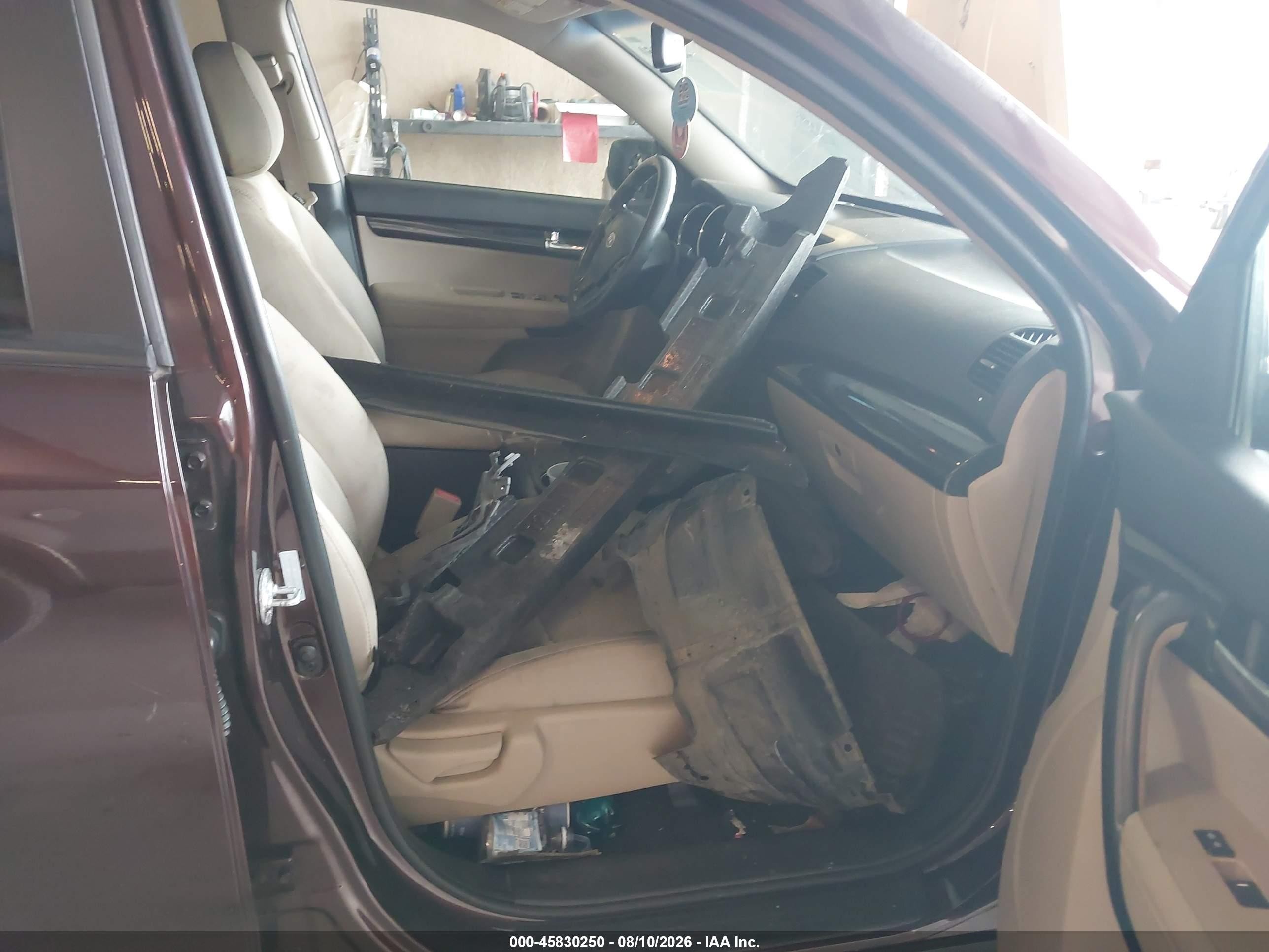 2013 Kia Sorento Lx Бордовый vin: 5XYKT4A68DG403122