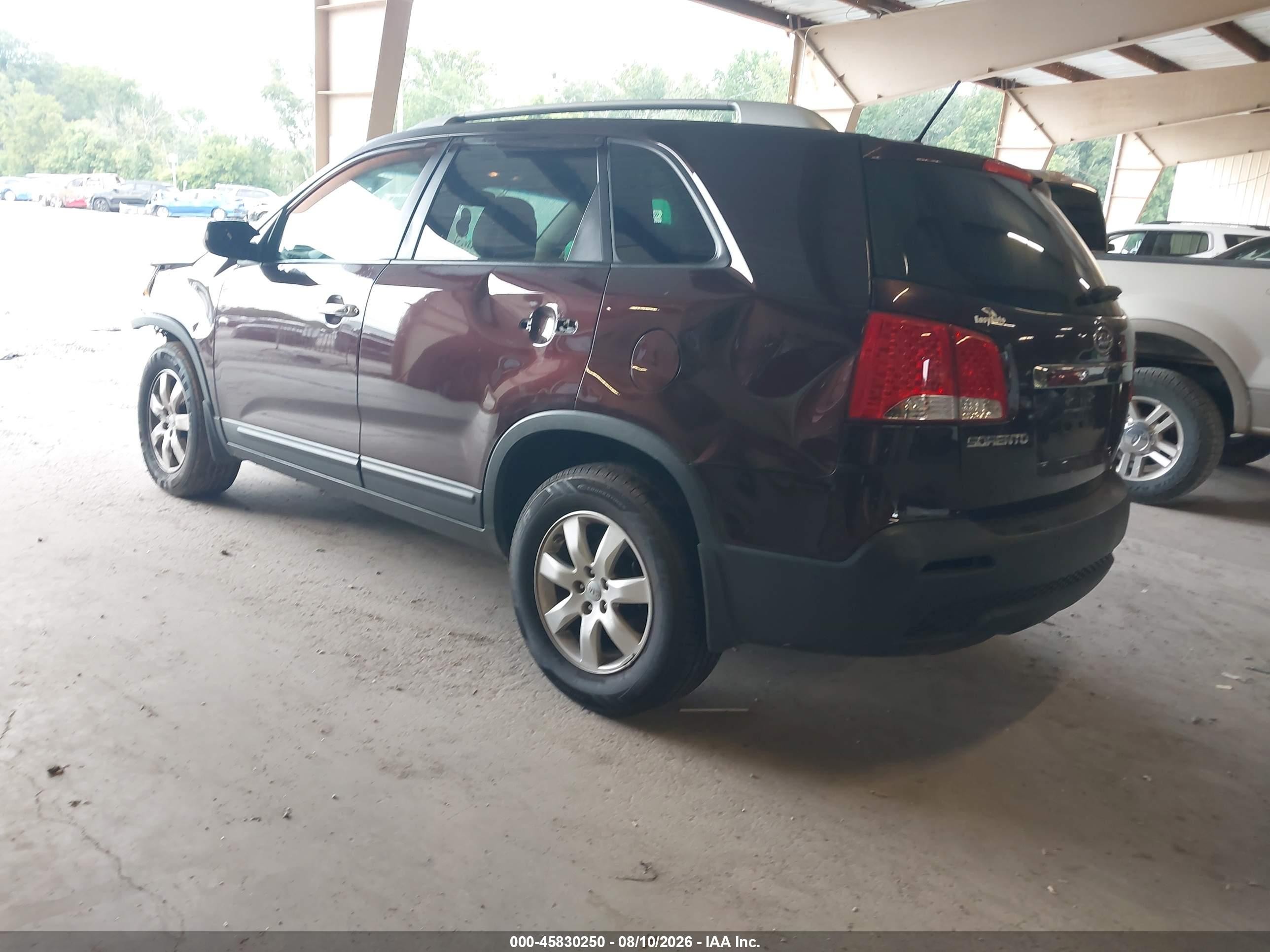 2013 Kia Sorento Lx Бордовый vin: 5XYKT4A68DG403122